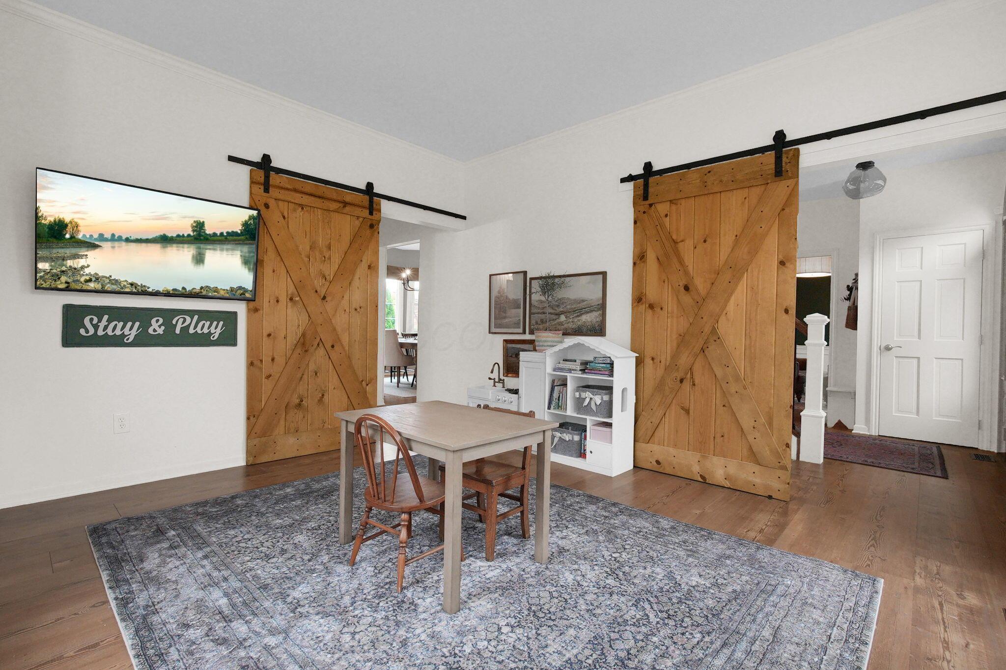 1221 Wedgefield Lane