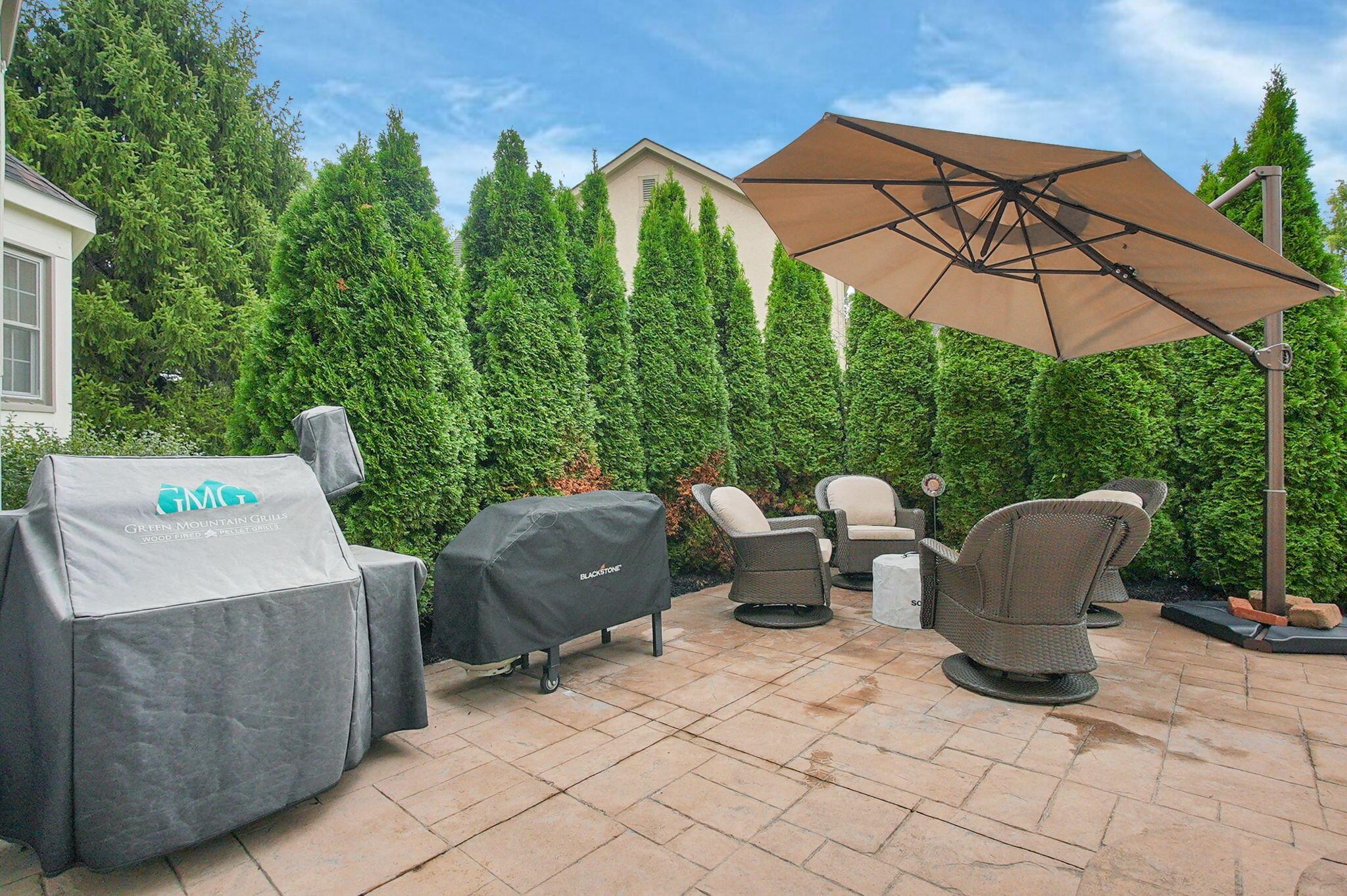 1221 Wedgefield Lane