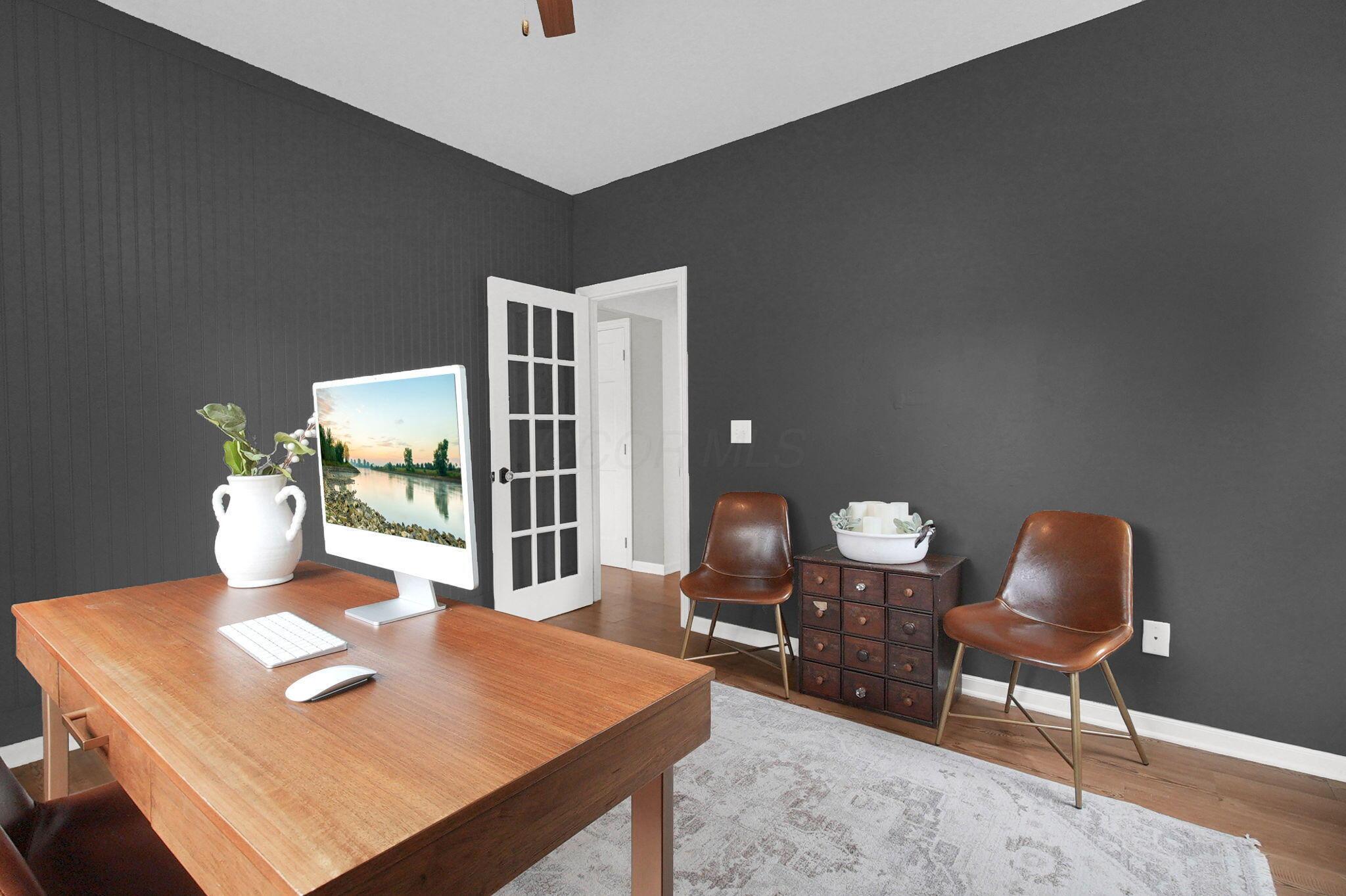 1221 Wedgefield Lane