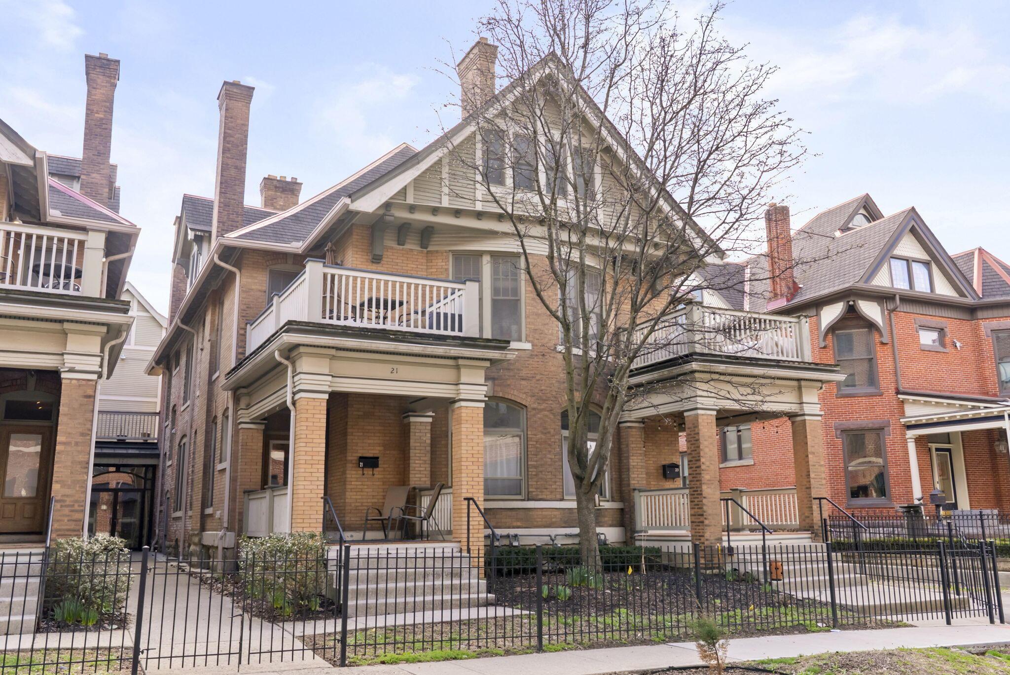 21 W 3rd Avenue, 100C