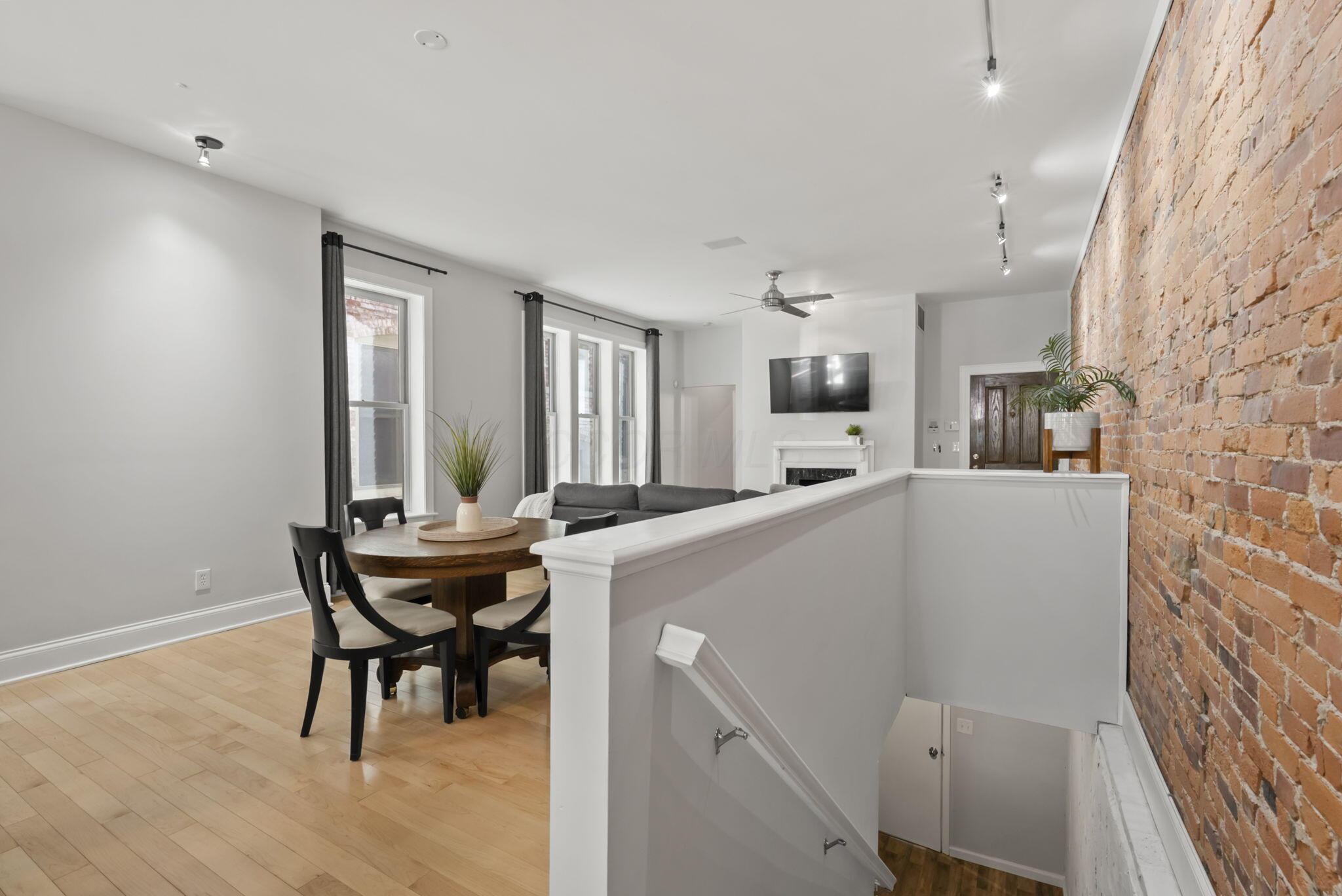 21 W 3rd Avenue, 100C