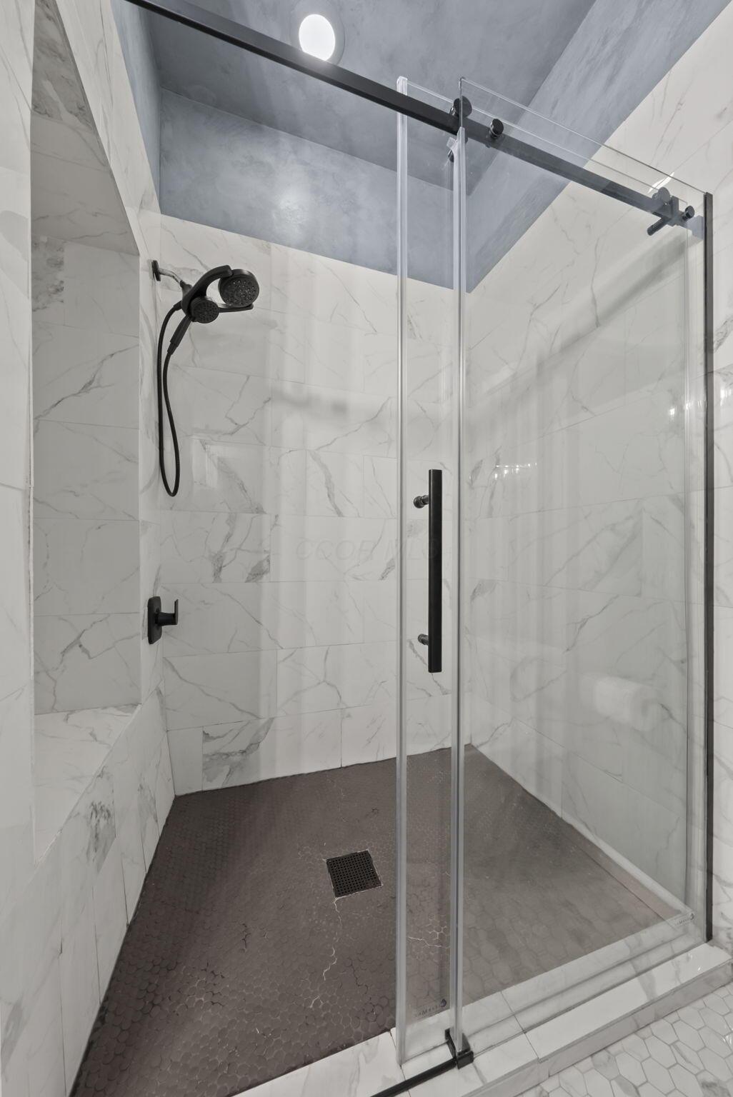 21 W 3rd Avenue, 100C