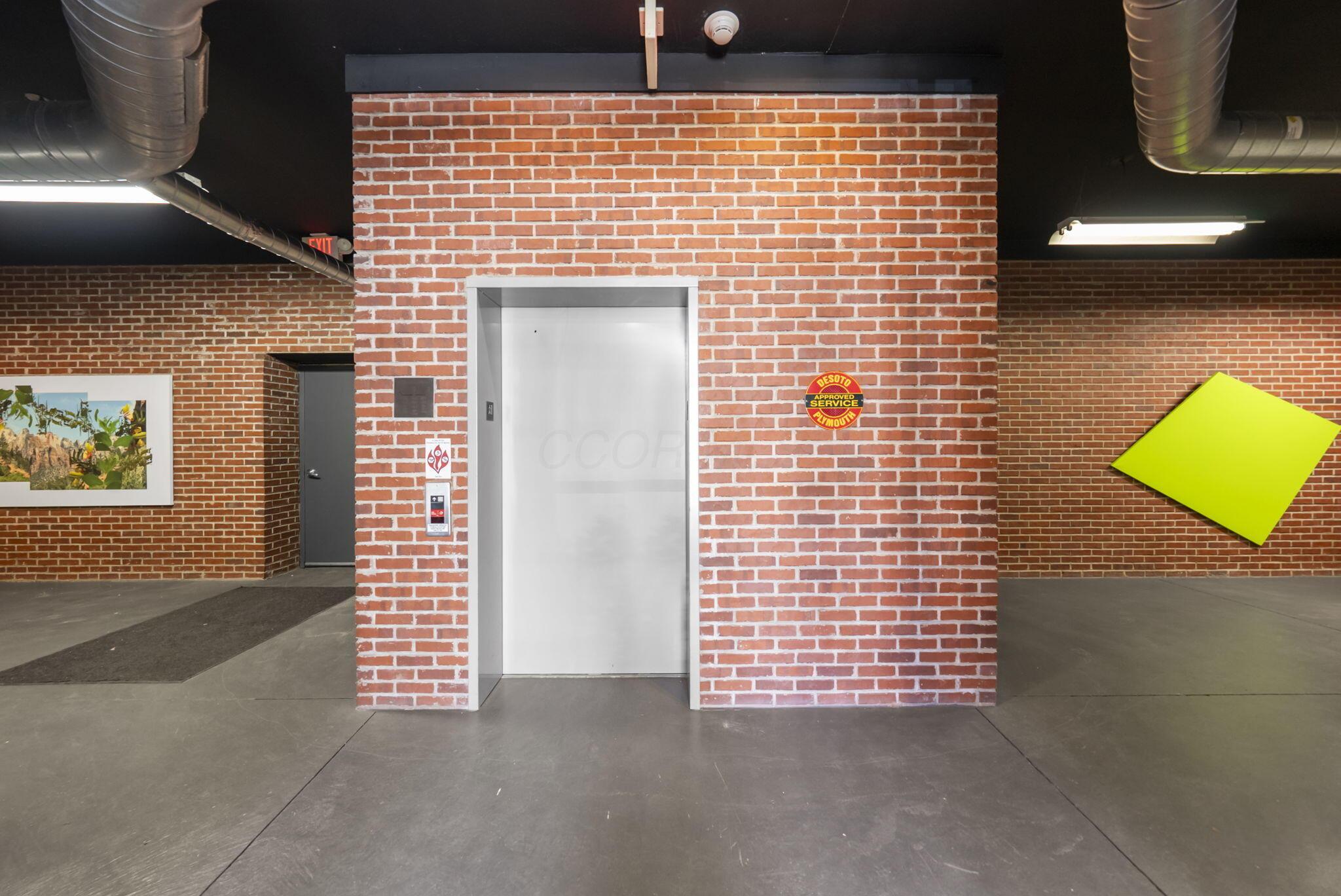 21 W 3rd Avenue, 100C