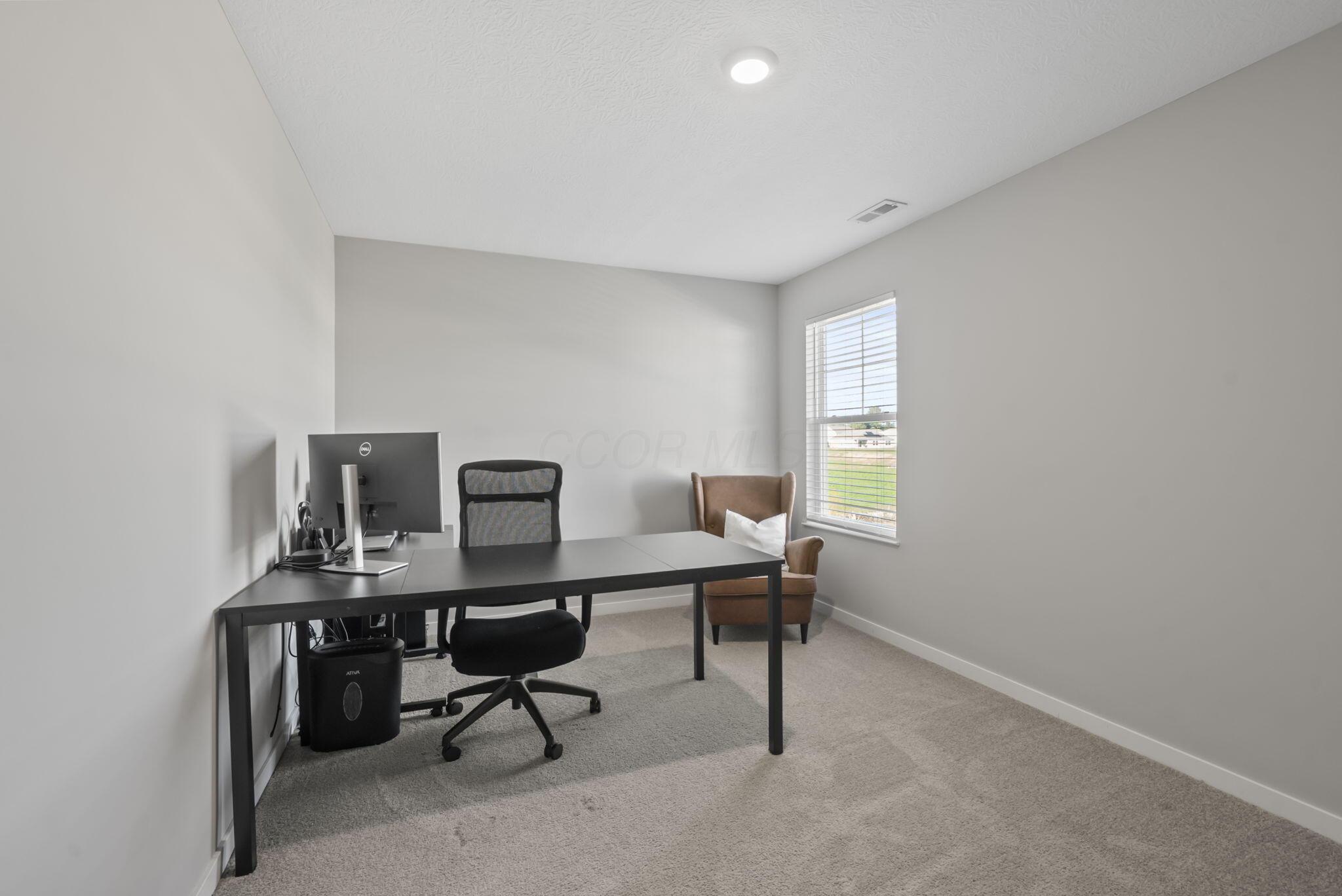 324 Kells Court W