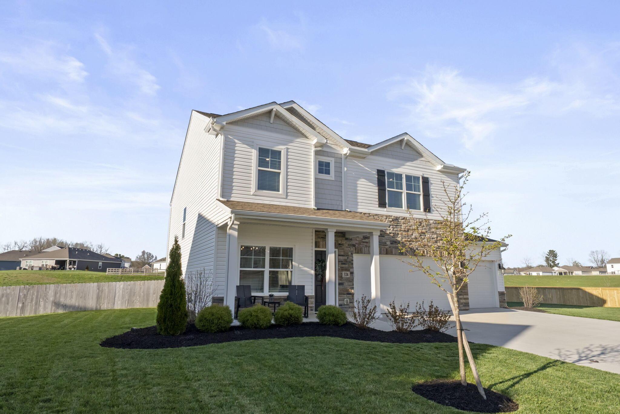 324 Kells Court W