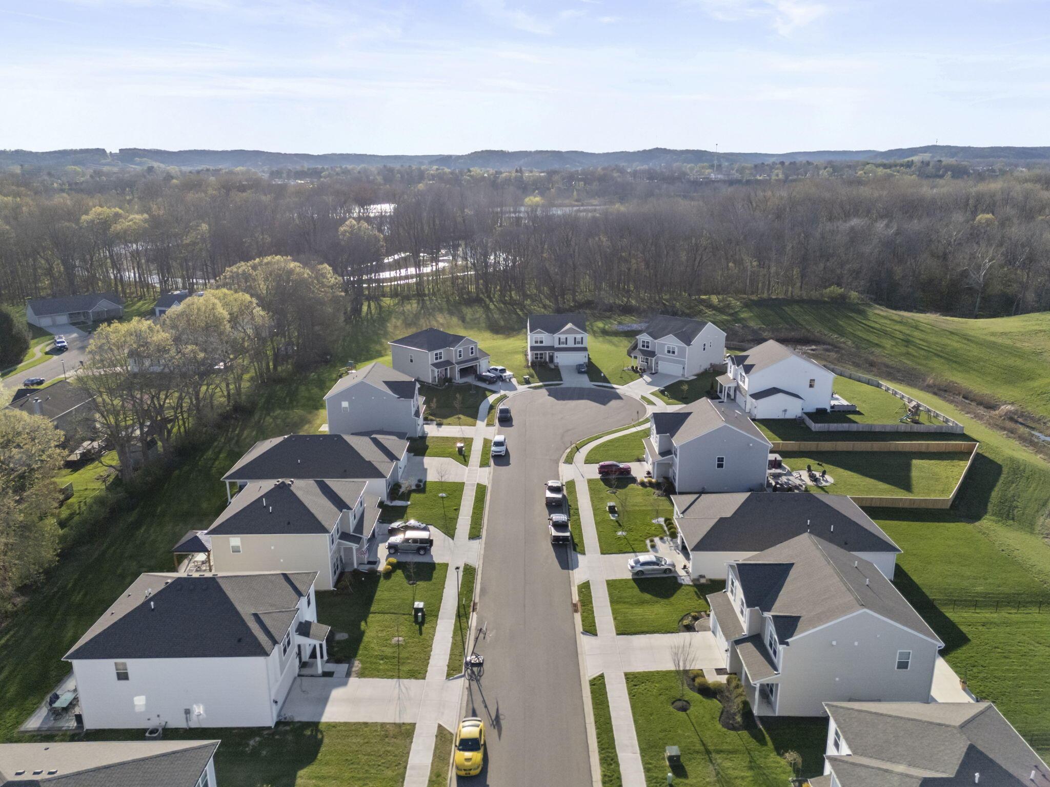 324 Kells Court W