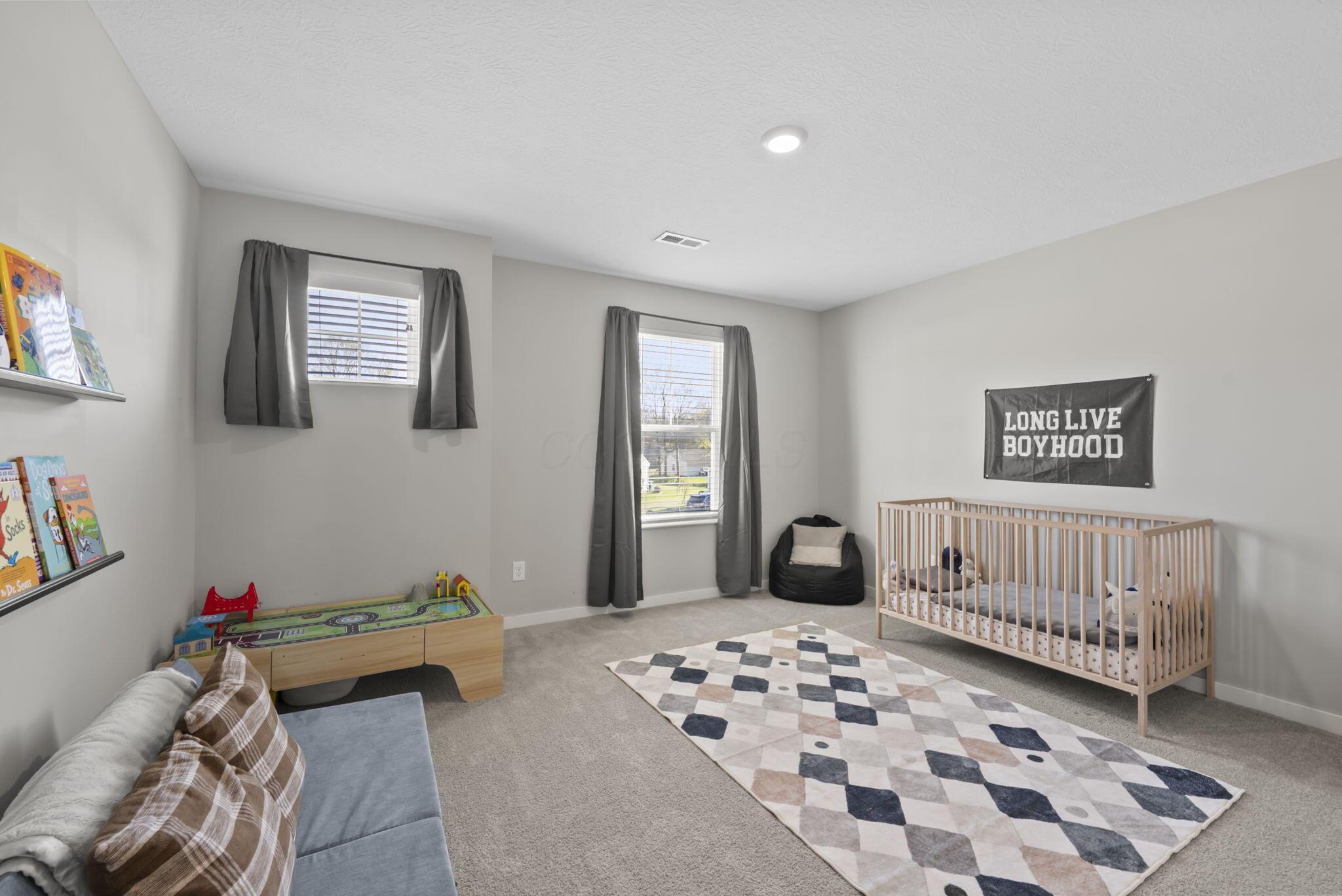324 Kells Court W