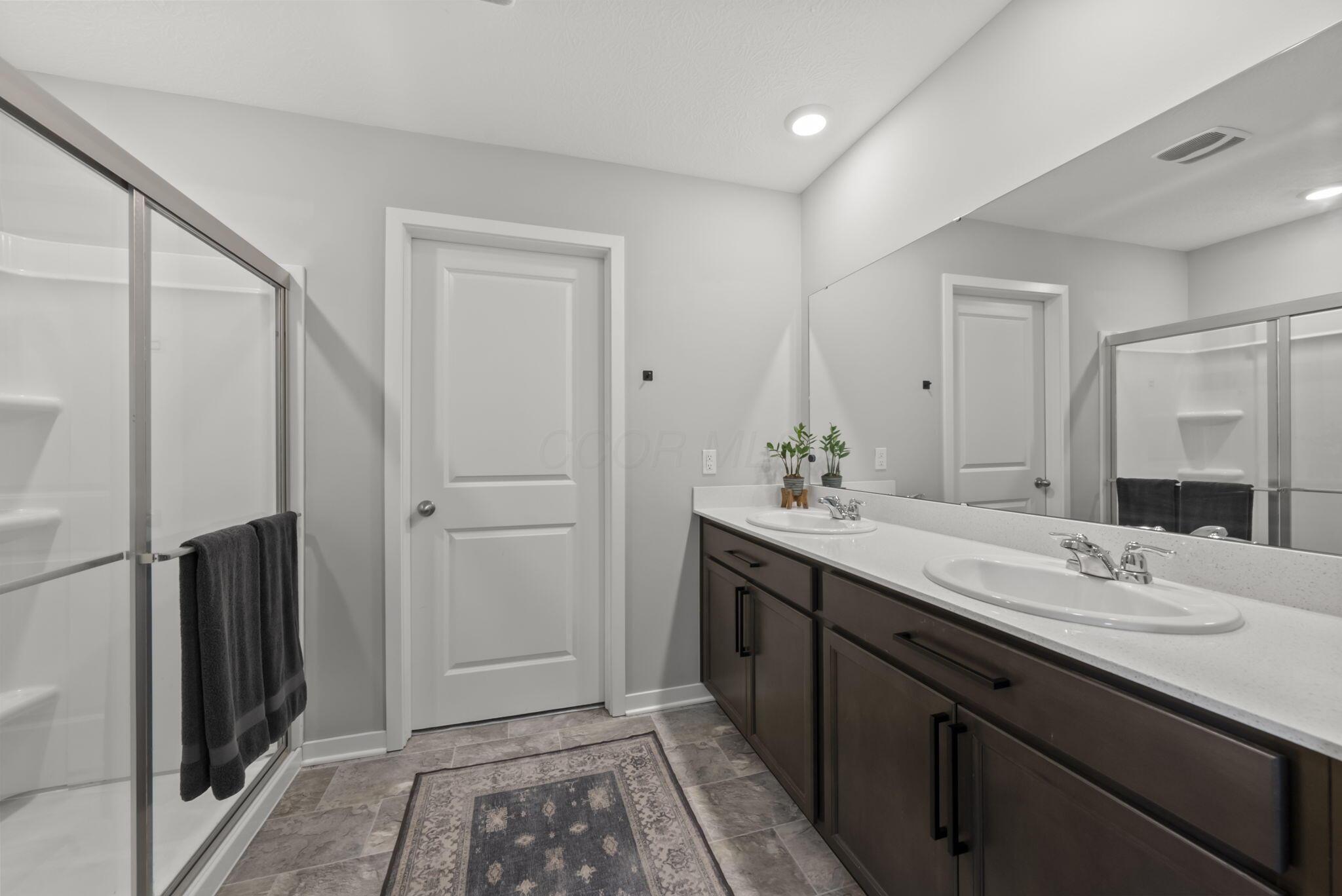 324 Kells Court W