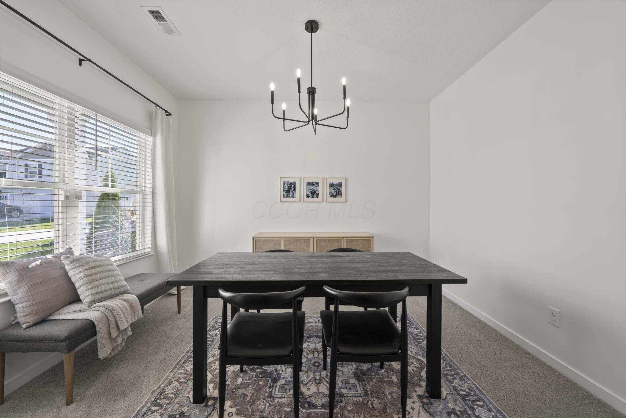 324 Kells Court W