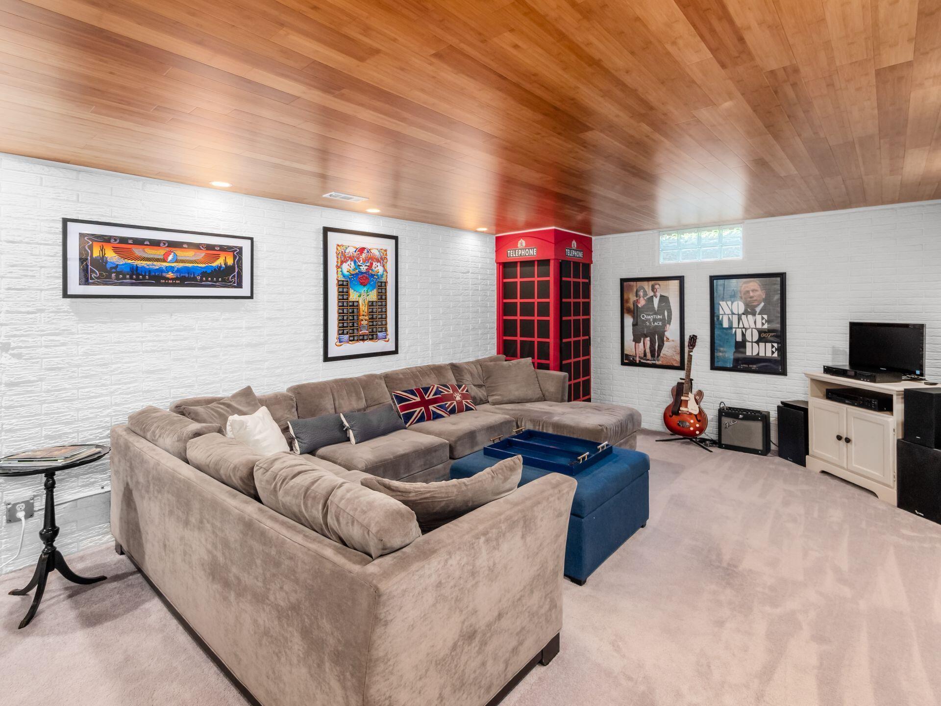 5065 Bayhill Drive