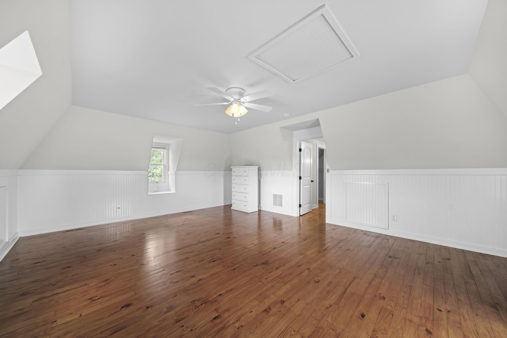 100 Autumn Rush Court