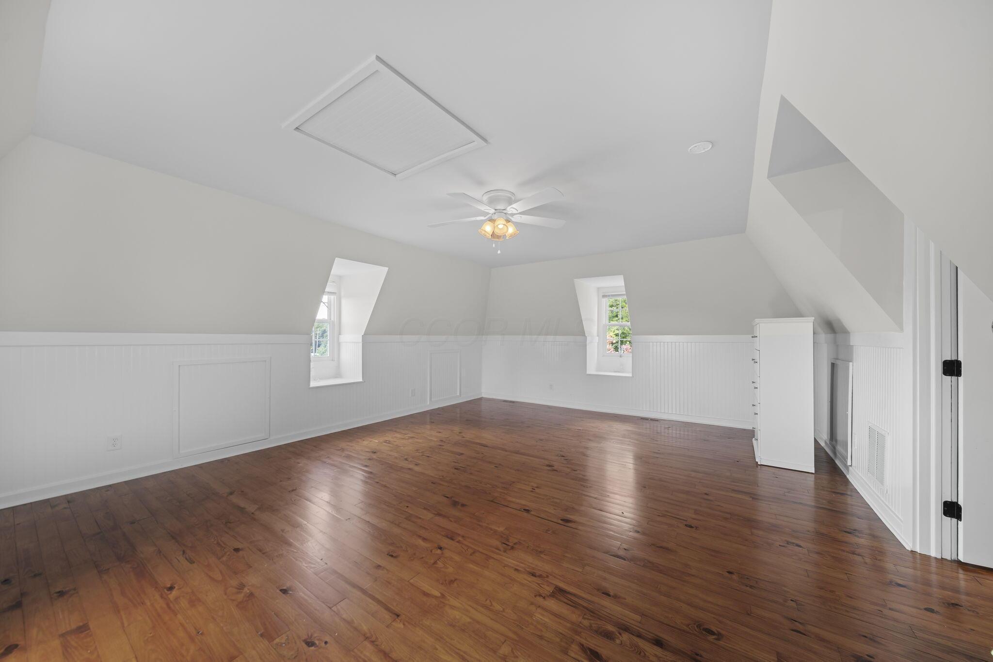 100 Autumn Rush Court