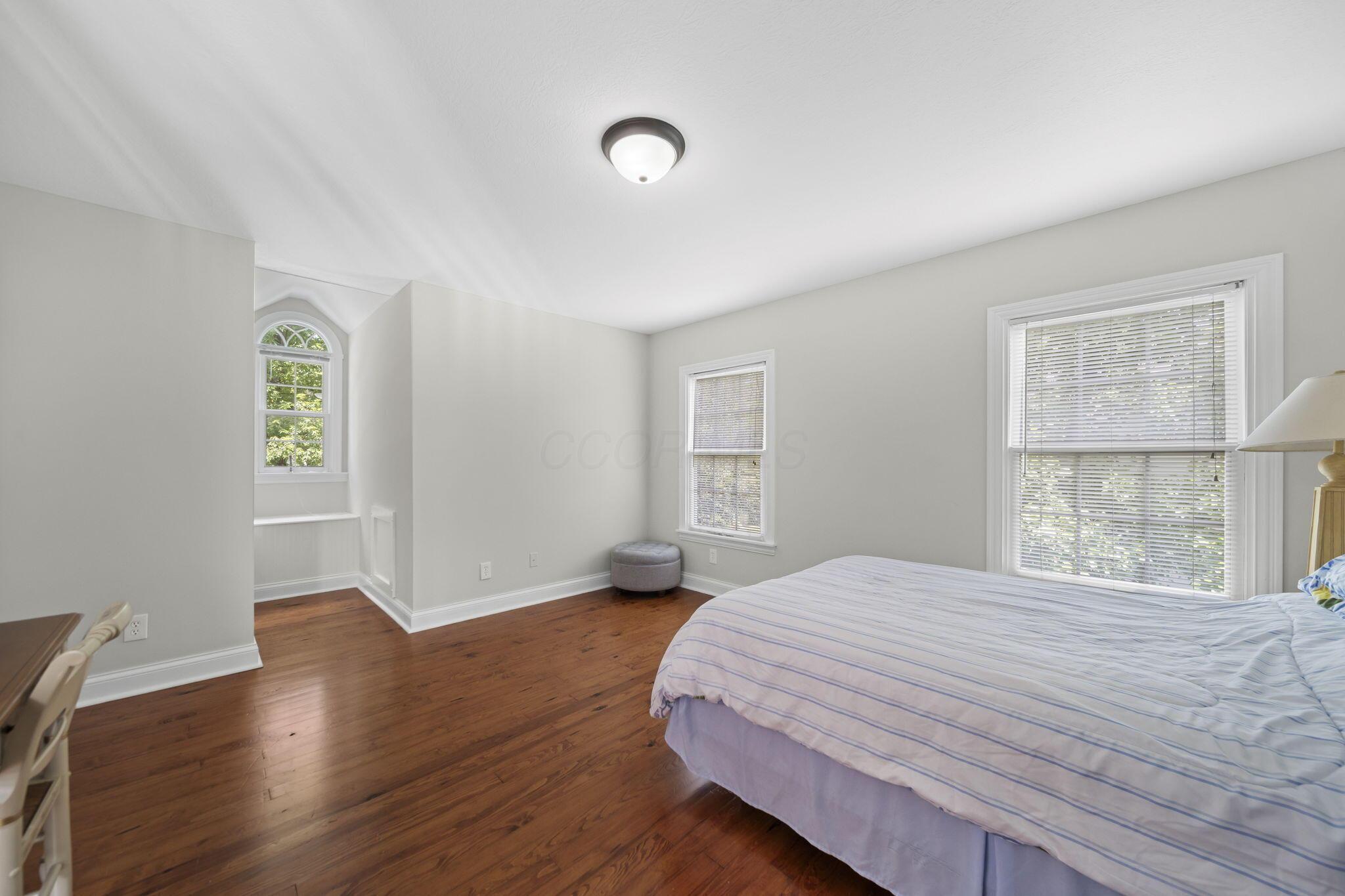 100 Autumn Rush Court