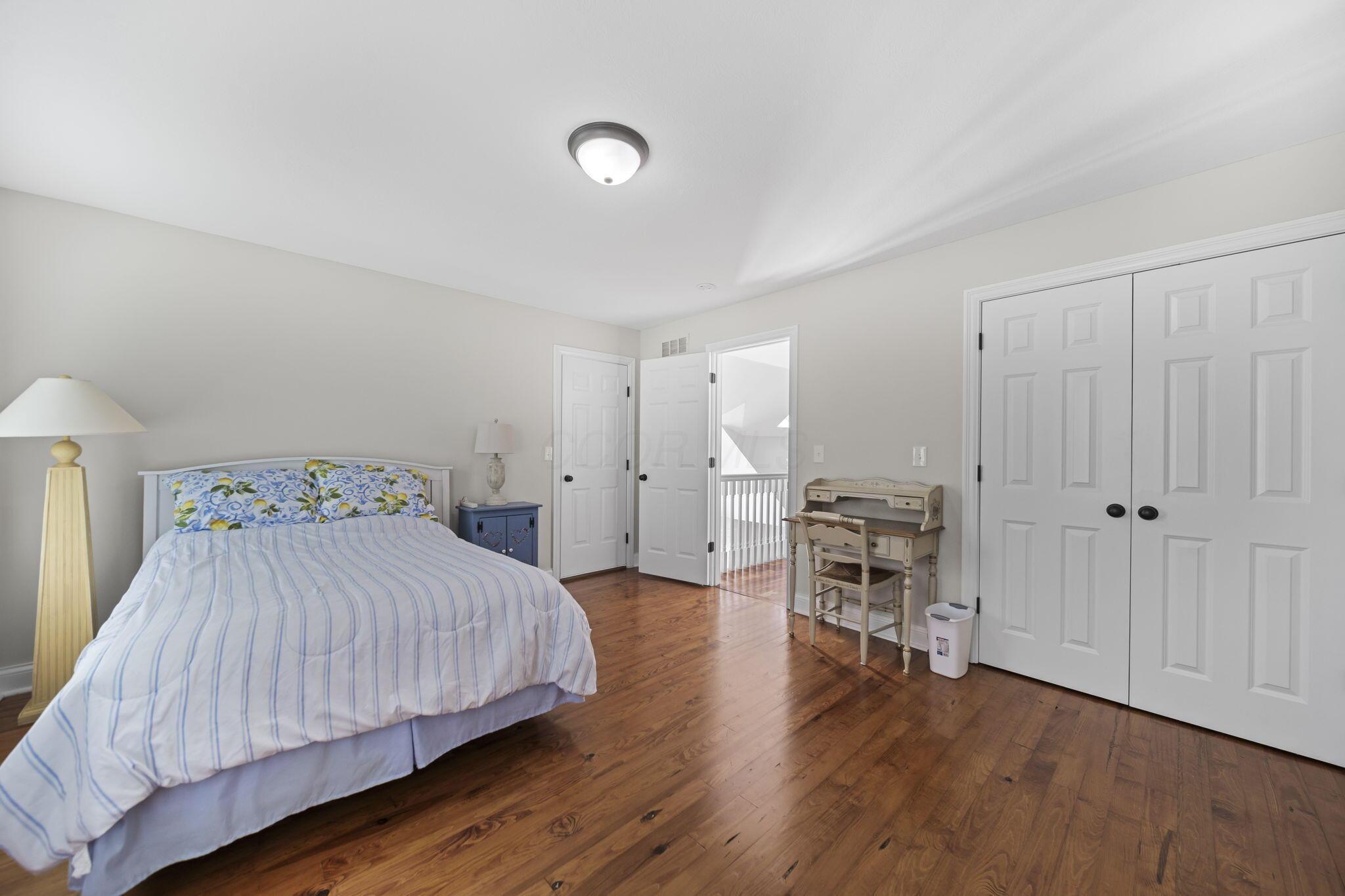 100 Autumn Rush Court