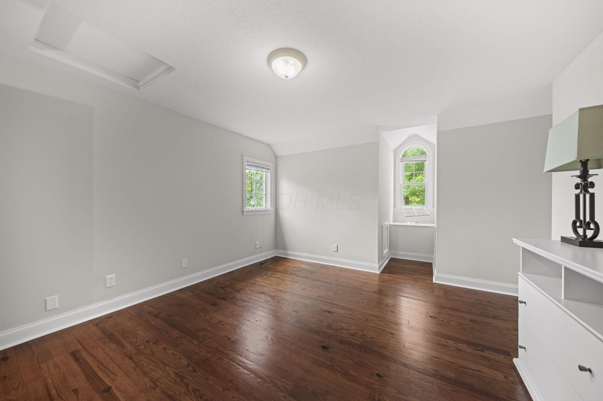 100 Autumn Rush Court
