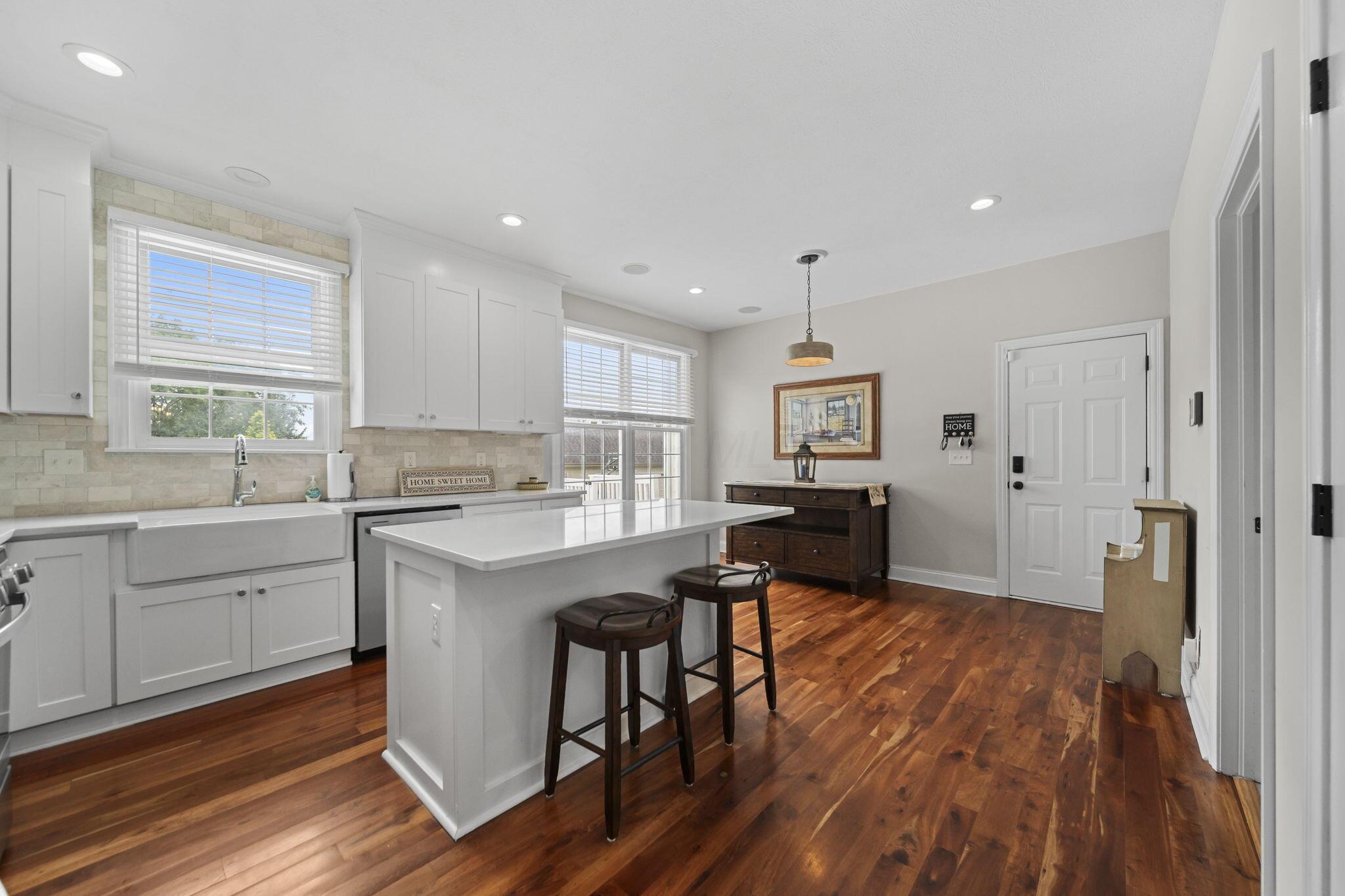 100 Autumn Rush Court