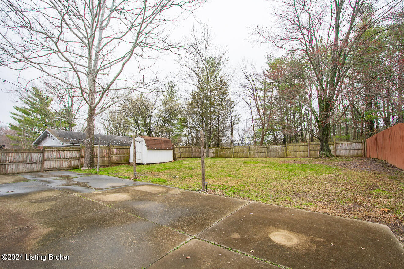 7325 Windemere Dr