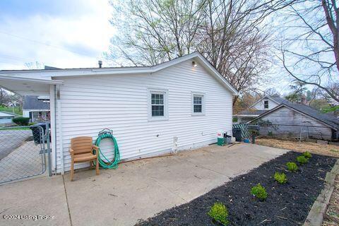 1677 Mercer Ave