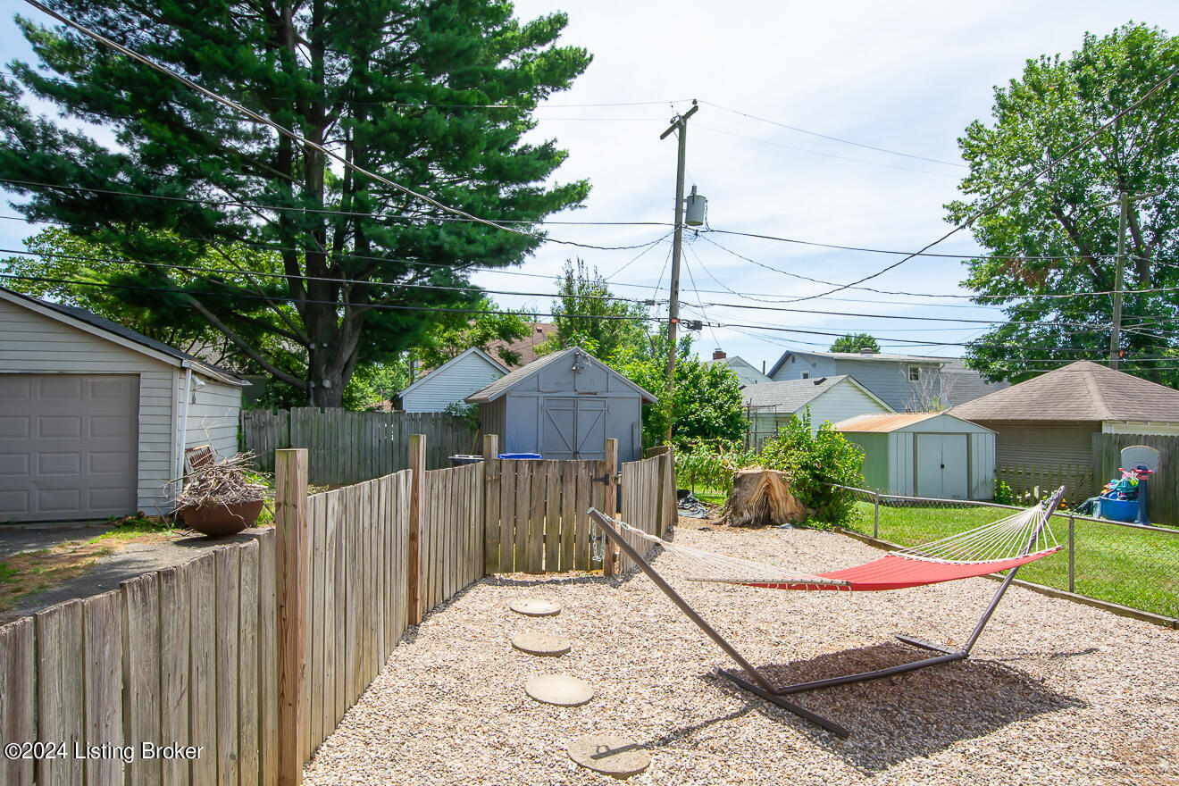 648 Merwin Ave