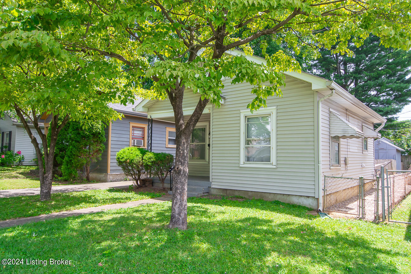 648 Merwin Ave