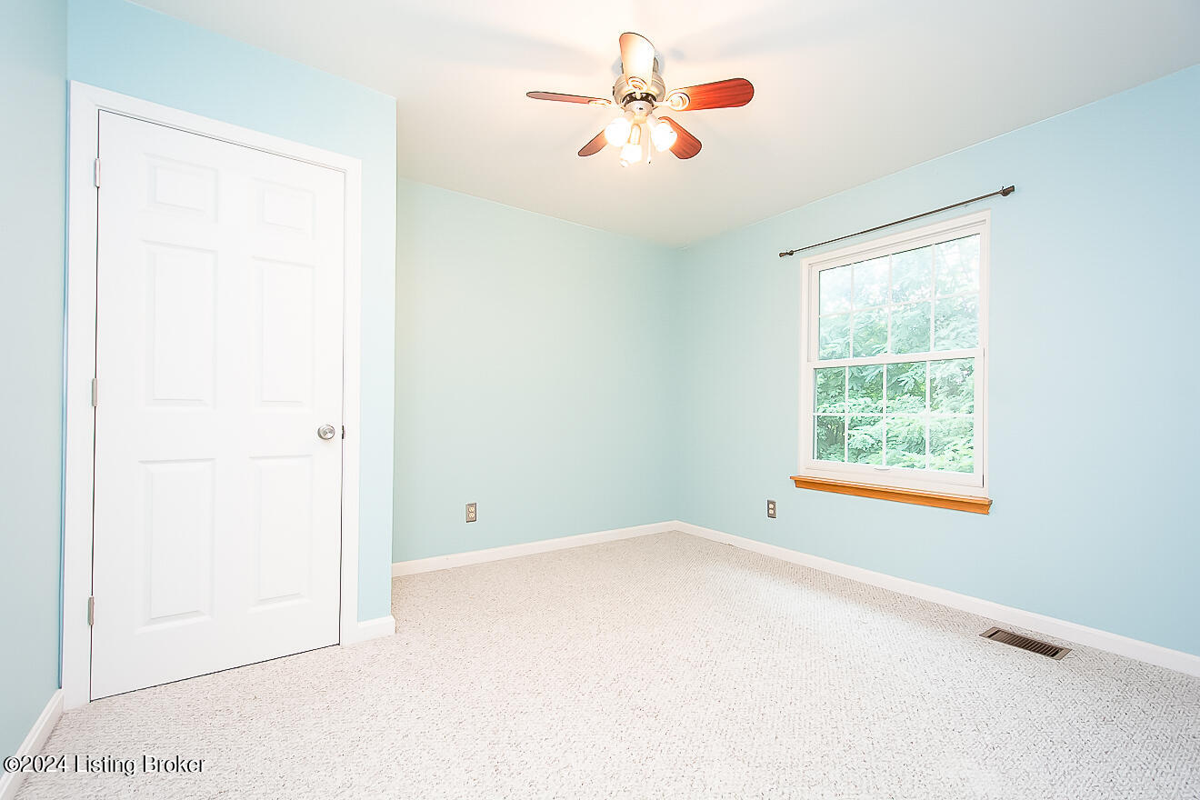 4501 Meadowlark Manor Ln