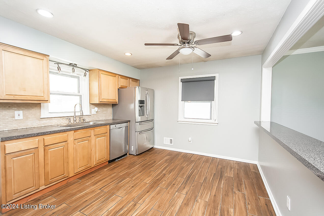 4806 Sunday Dr
