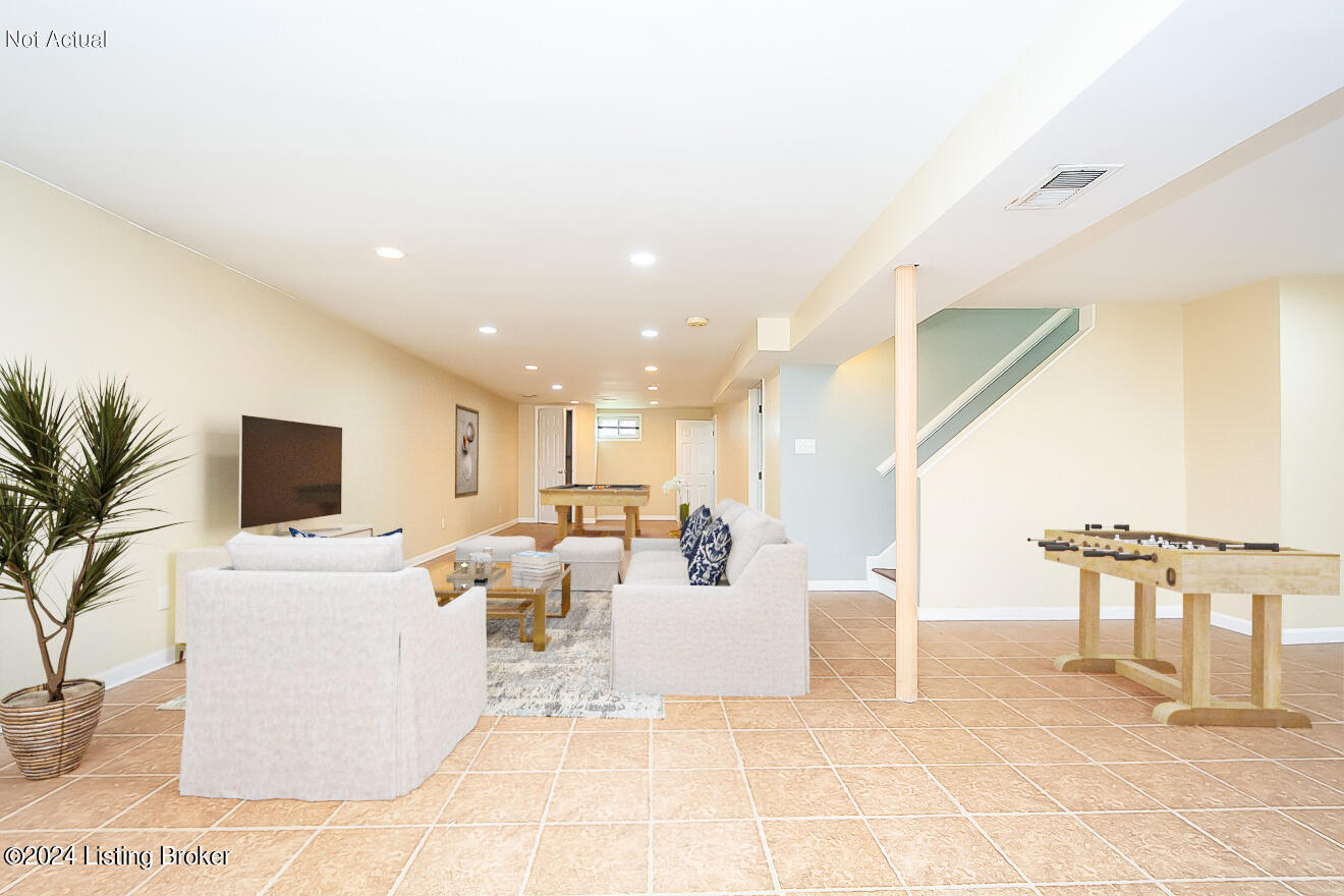 4806 Sunday Dr