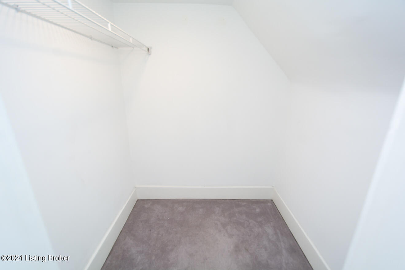 3905 Poplar Level Rd