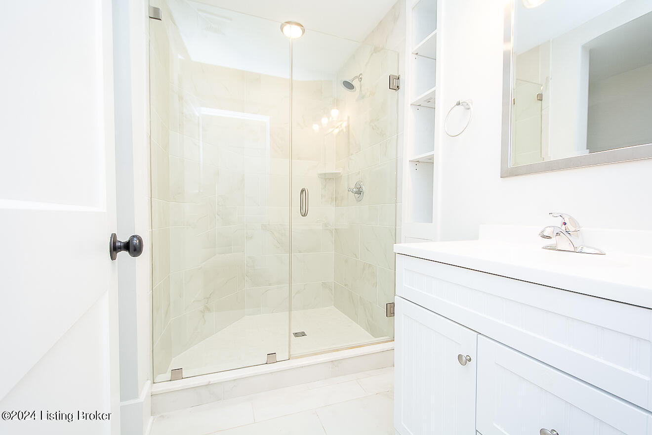 3905 Poplar Level Rd