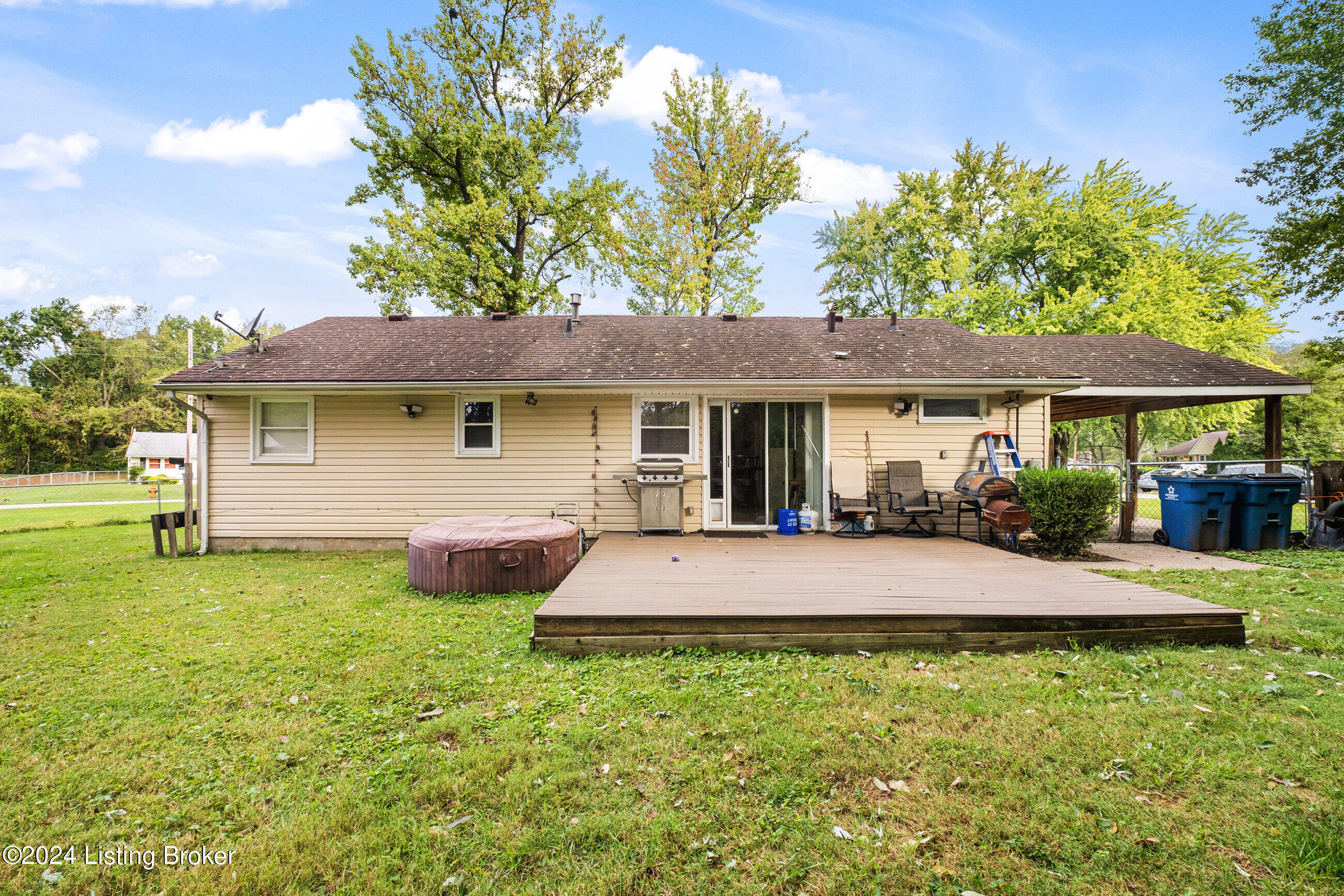 9427 Dalton Dr