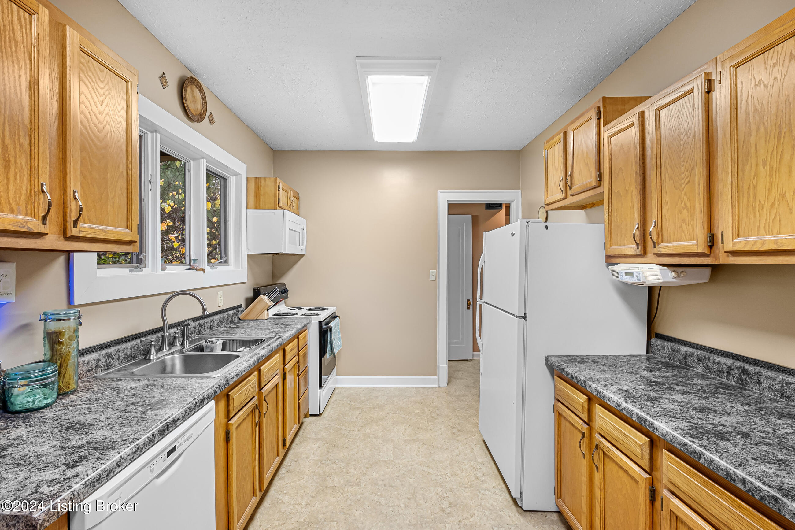 3823 Poplar Level Rd