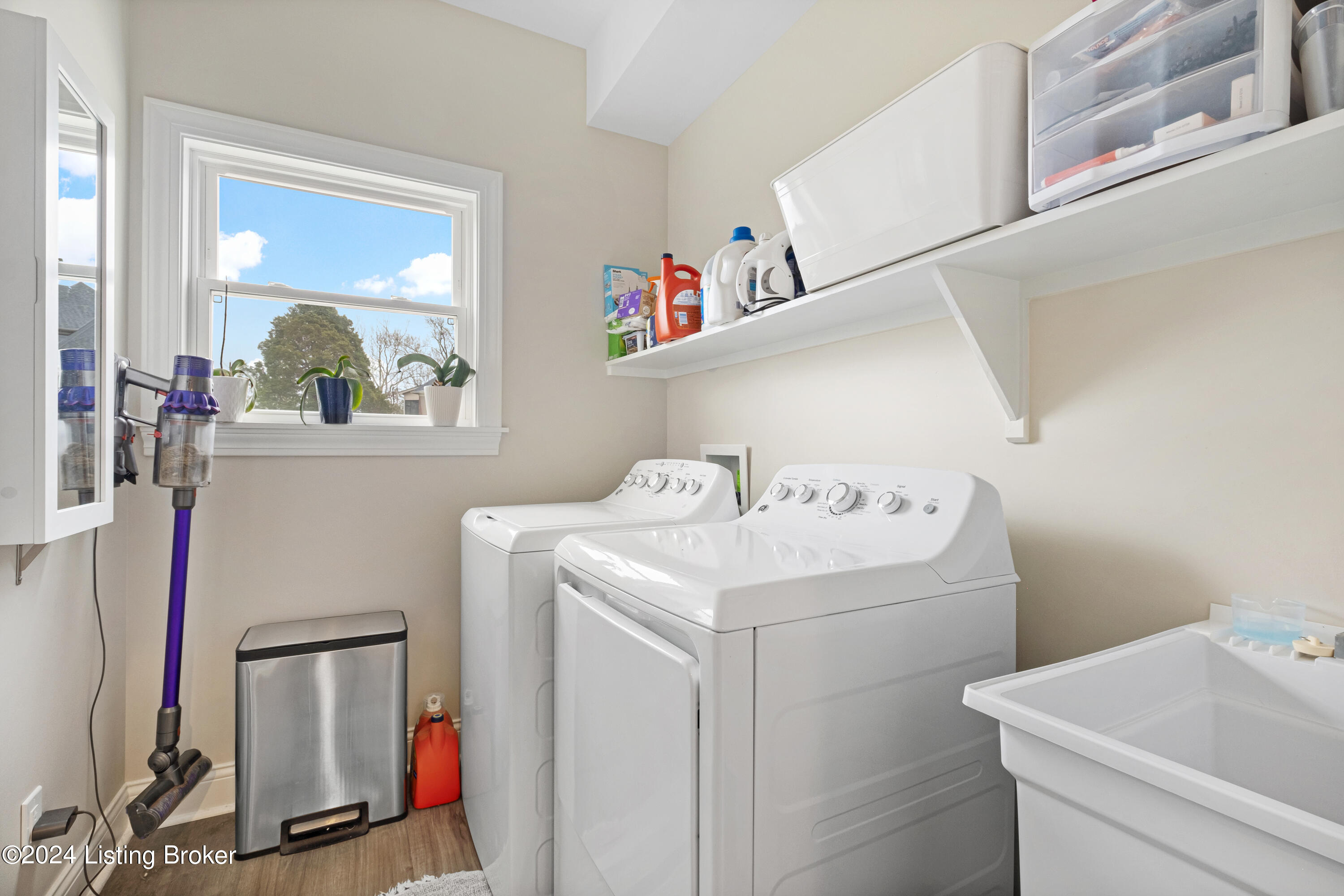 12419 Oakland Hills Trail