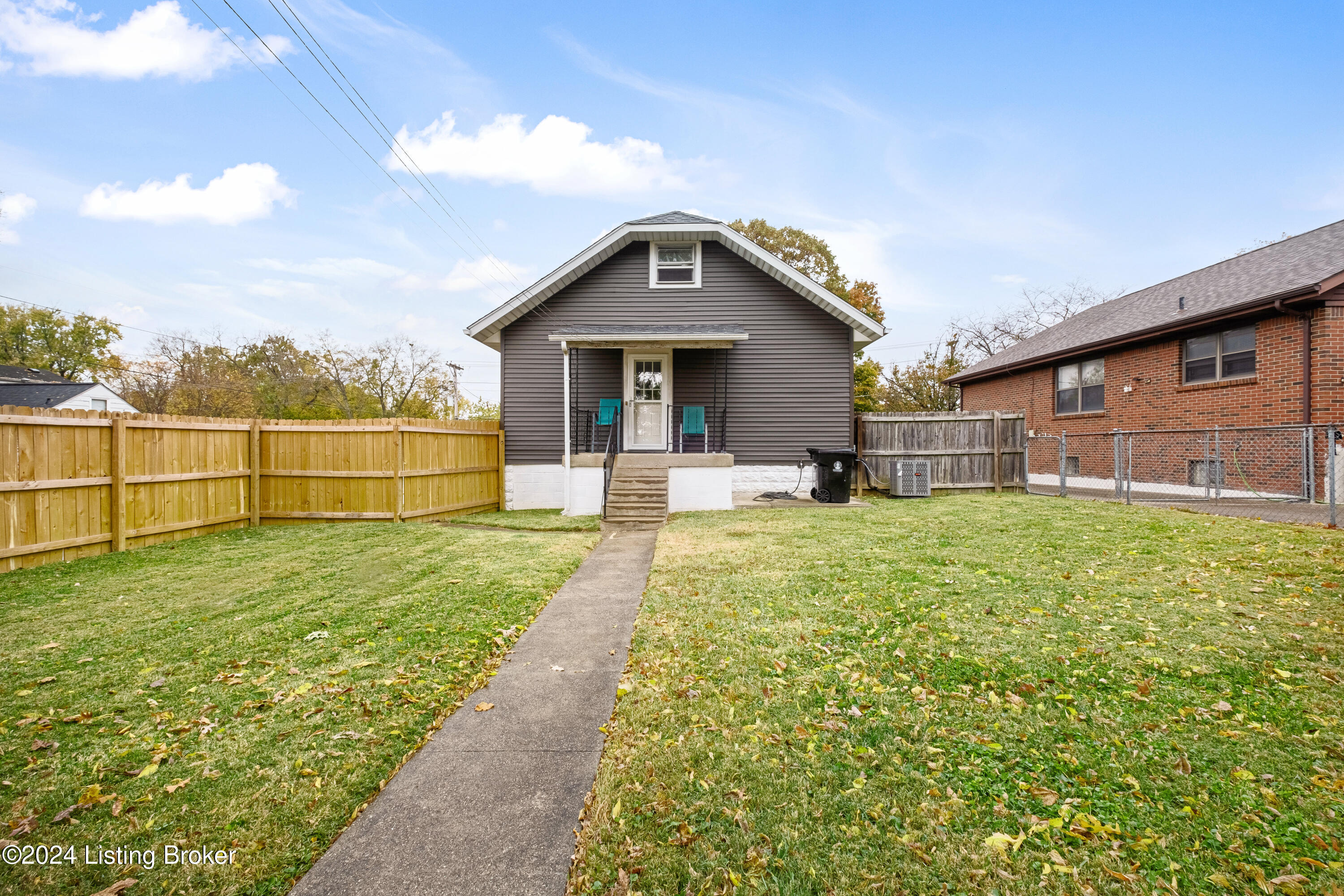 1600 Lincoln Ave