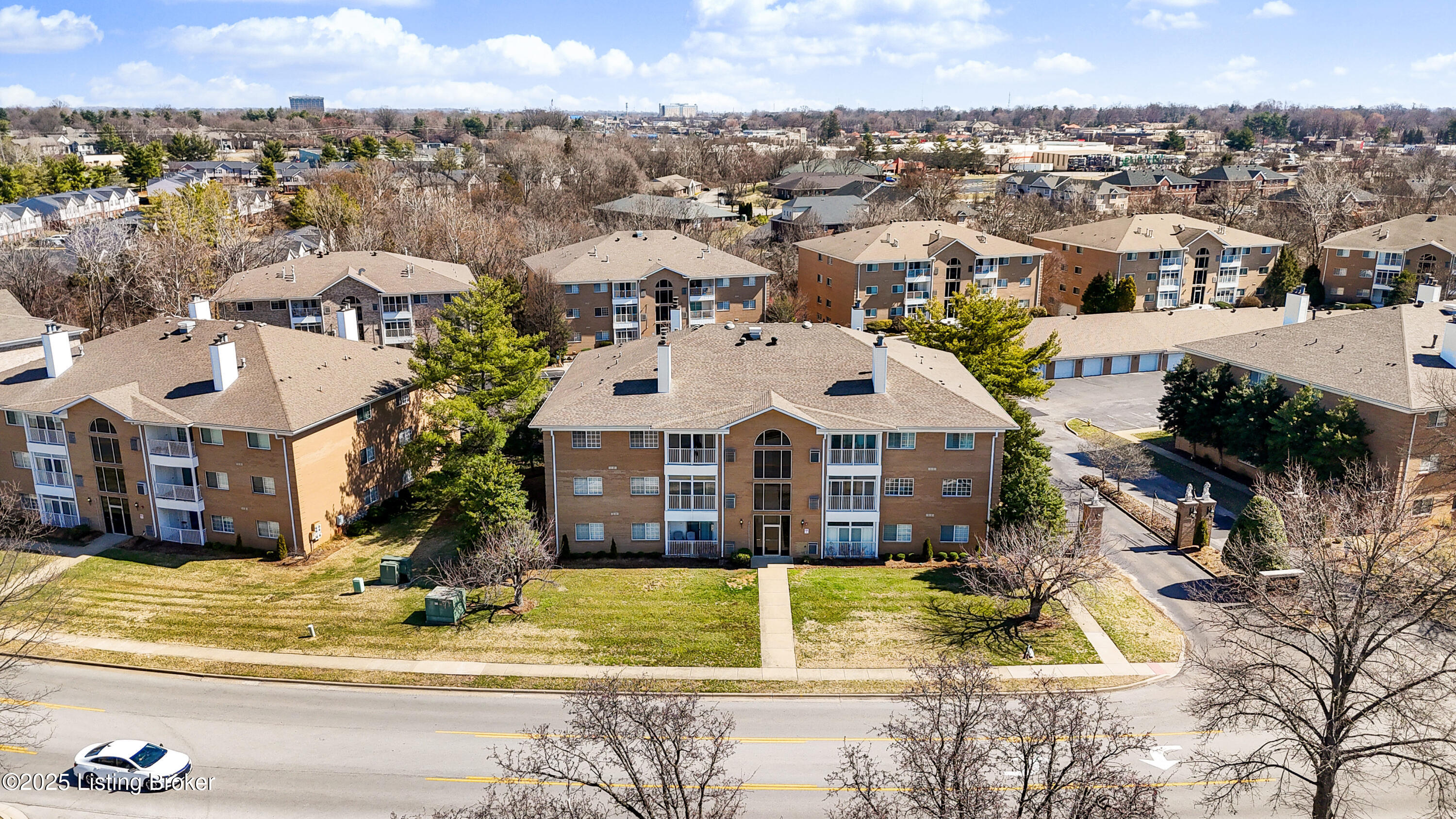 8504 Atrium Dr, APT 901