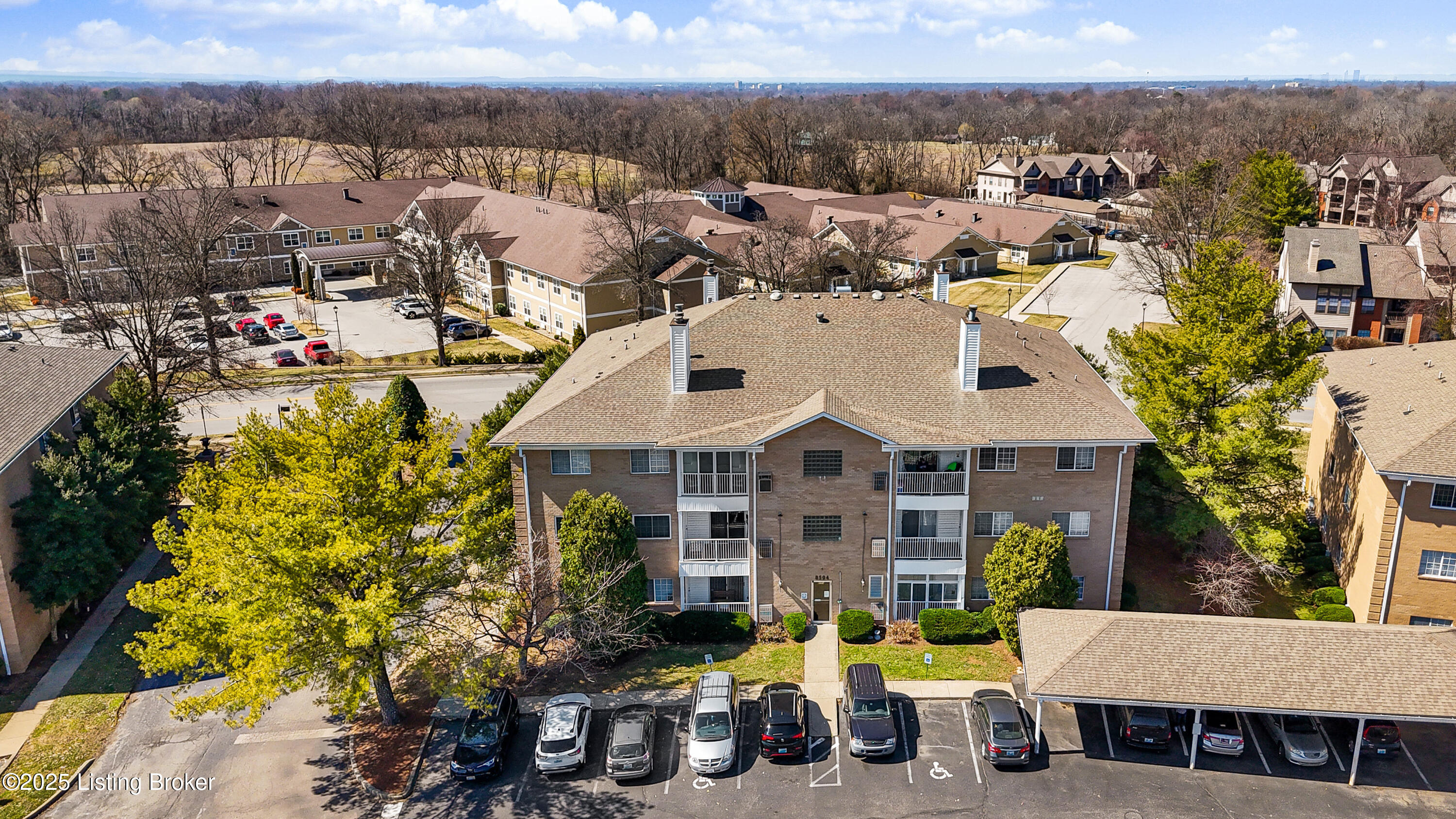8504 Atrium Dr, APT 901