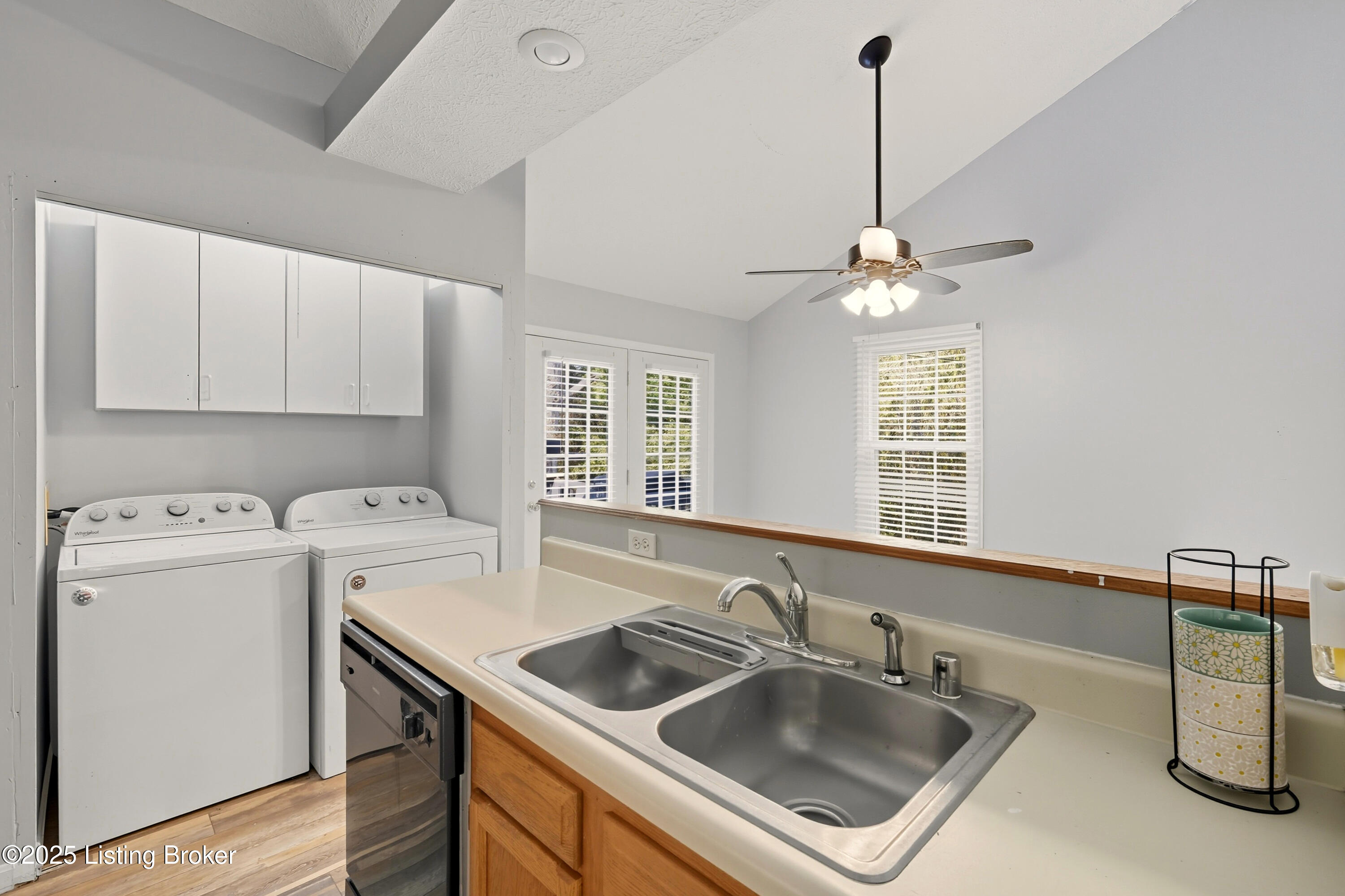 8605 Independence School Rd