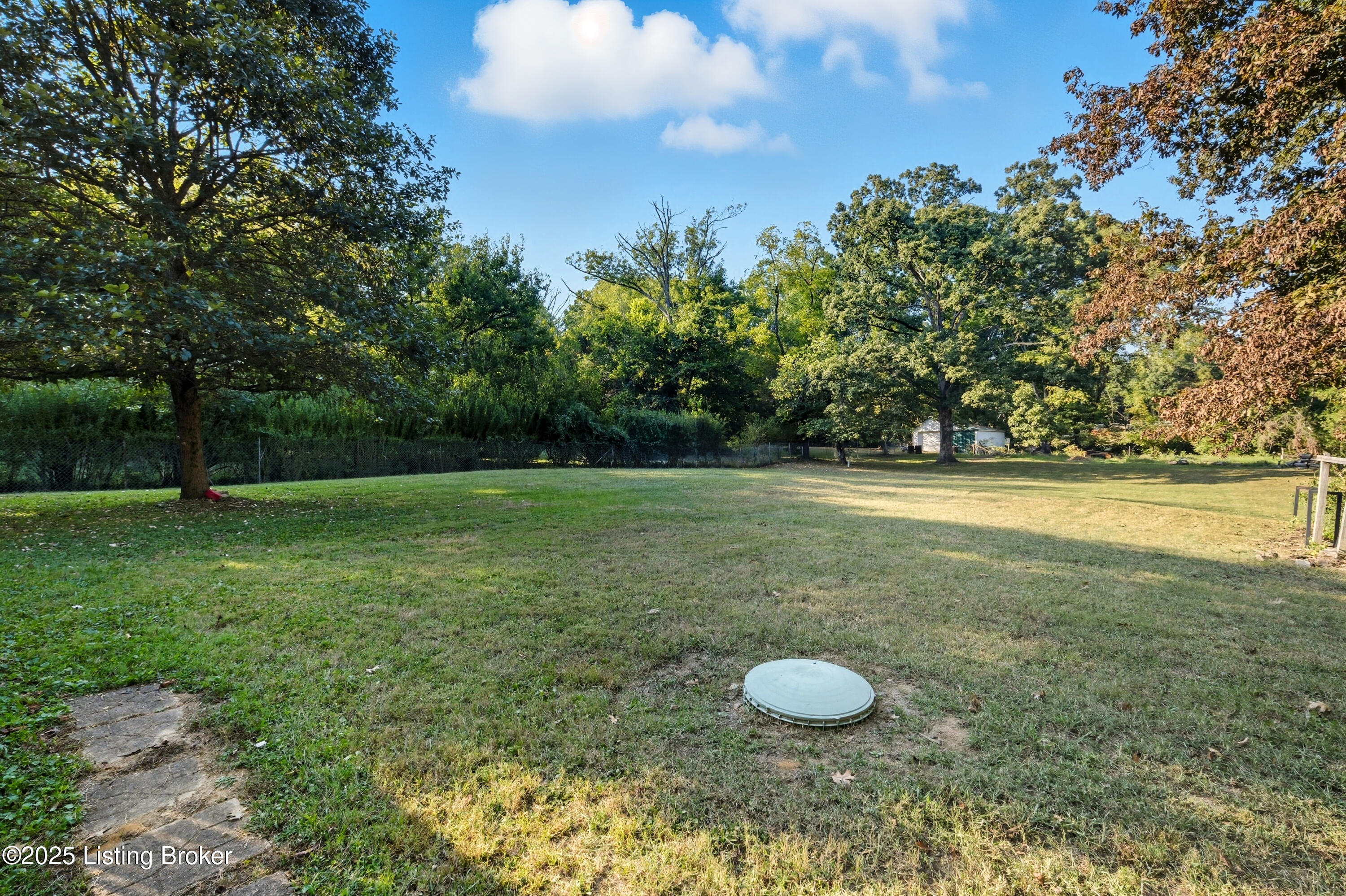 8605 Independence School Rd