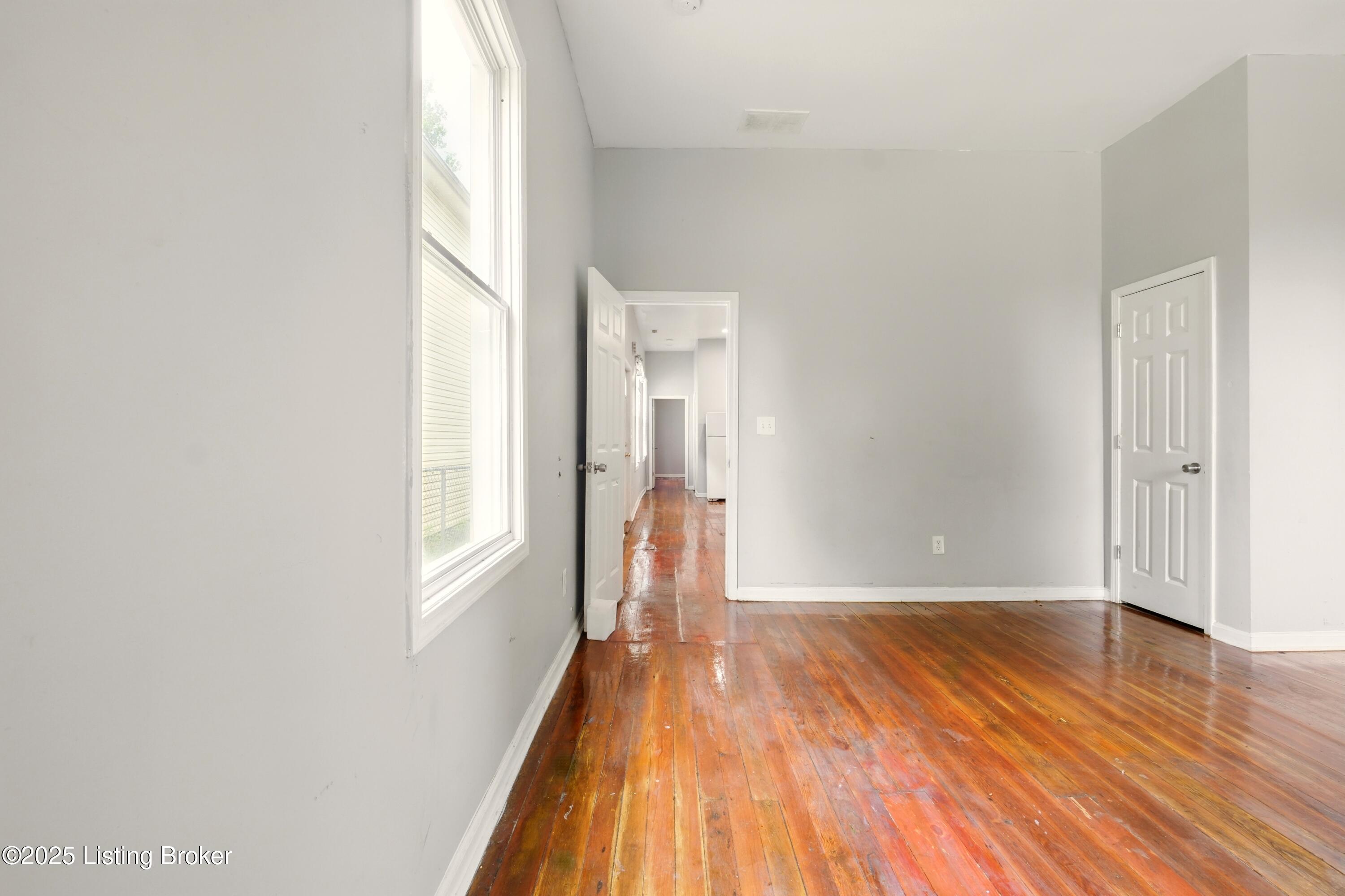 724 Coke St 1