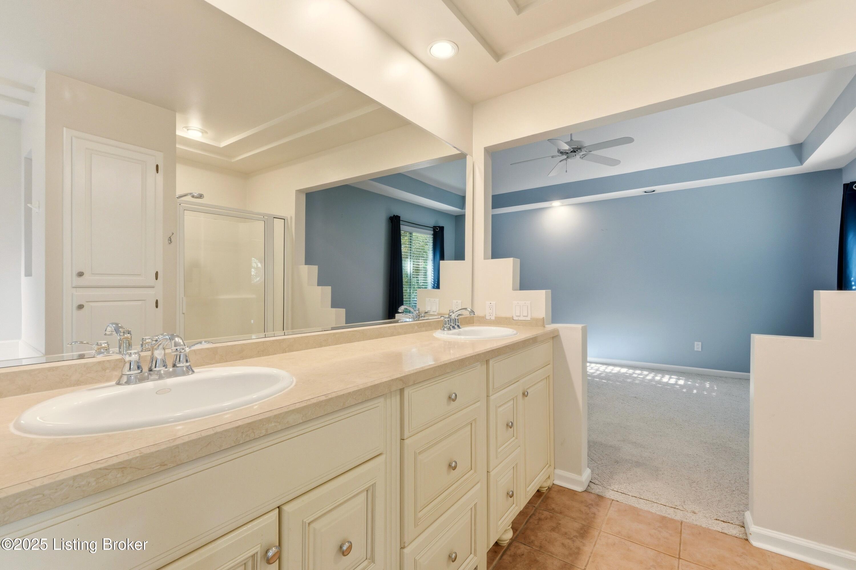 8716 Wooded Trail Ct