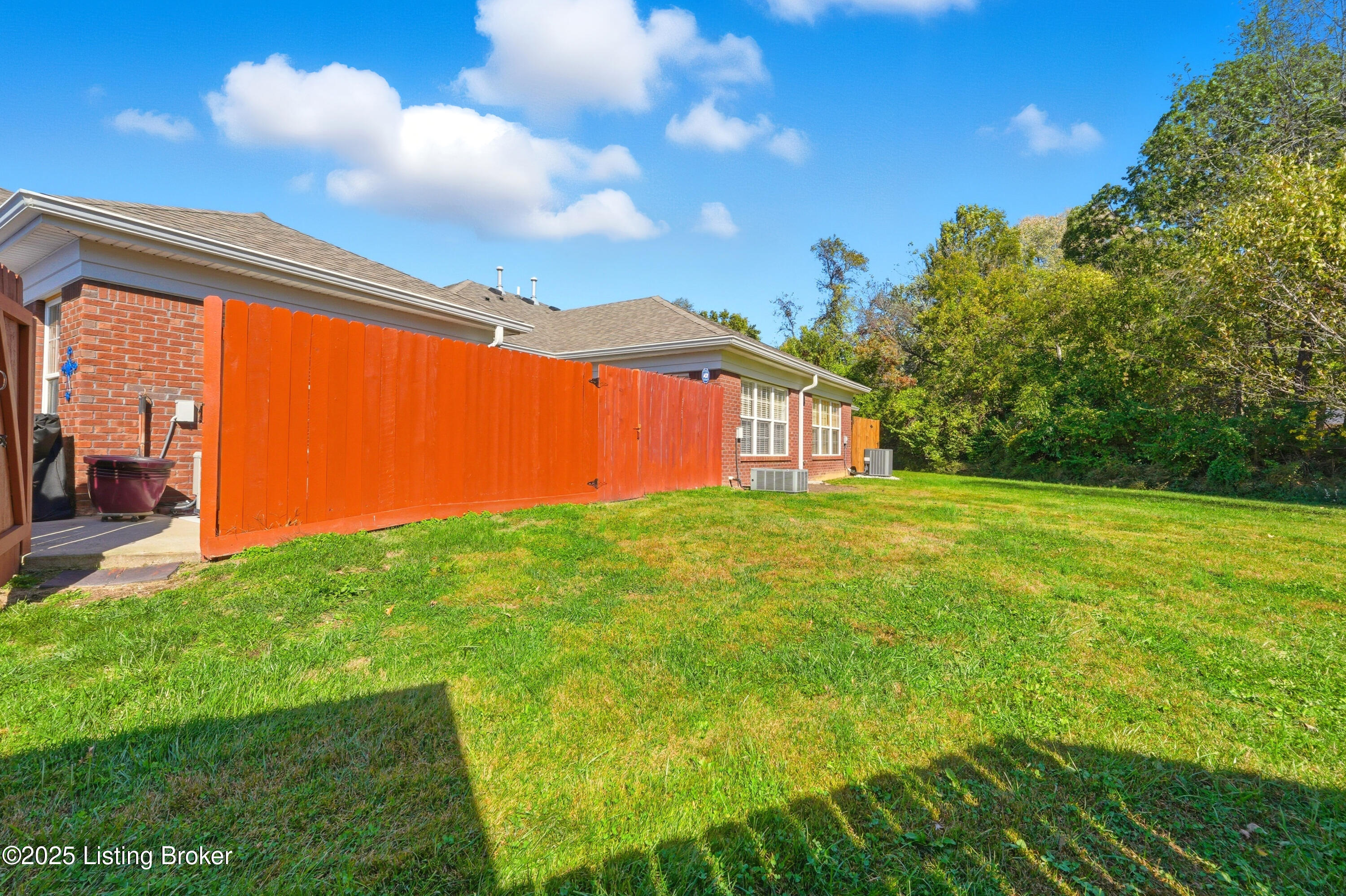 7333 Fox Hollow Way