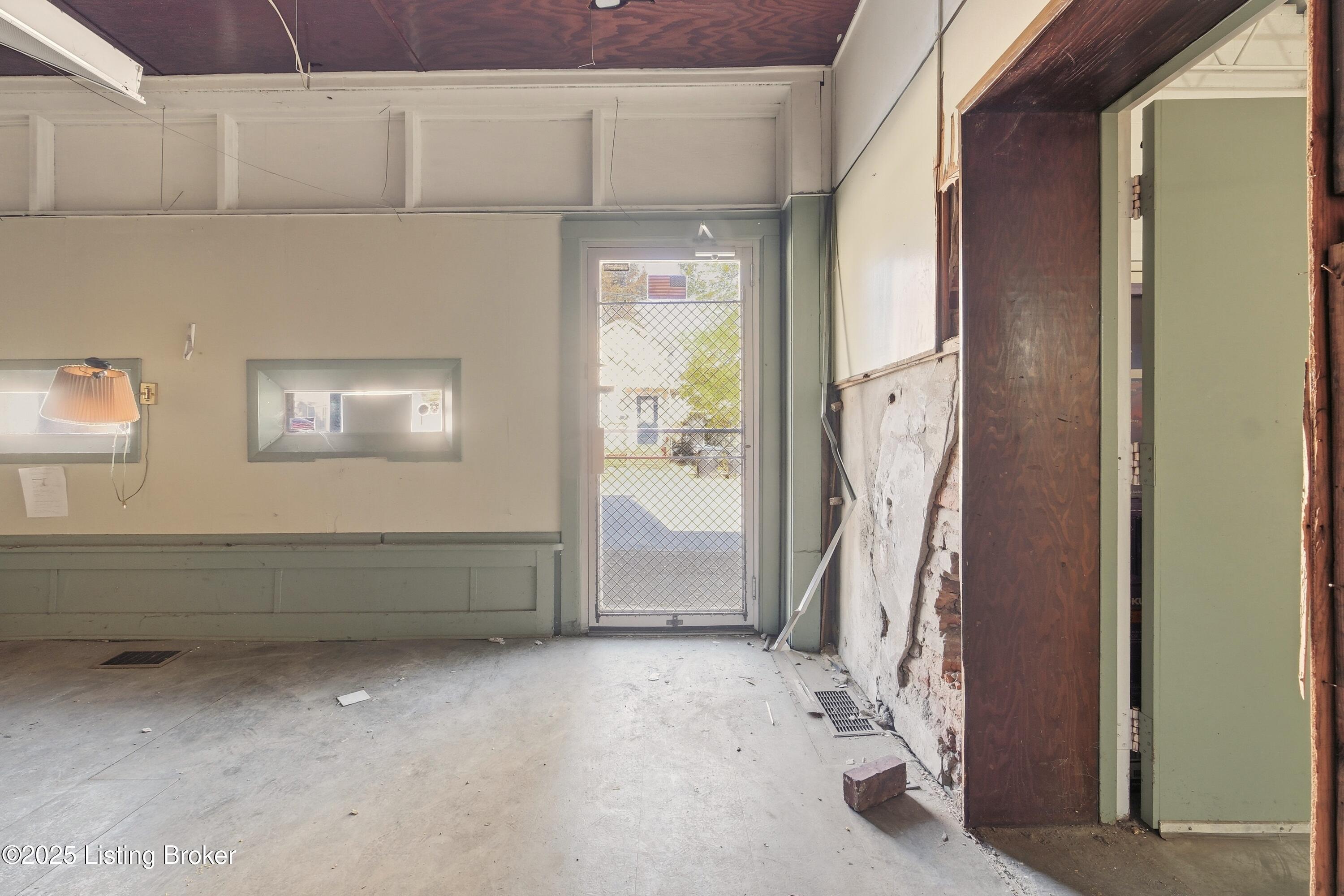 1000 E Muhammad Ali Blvd