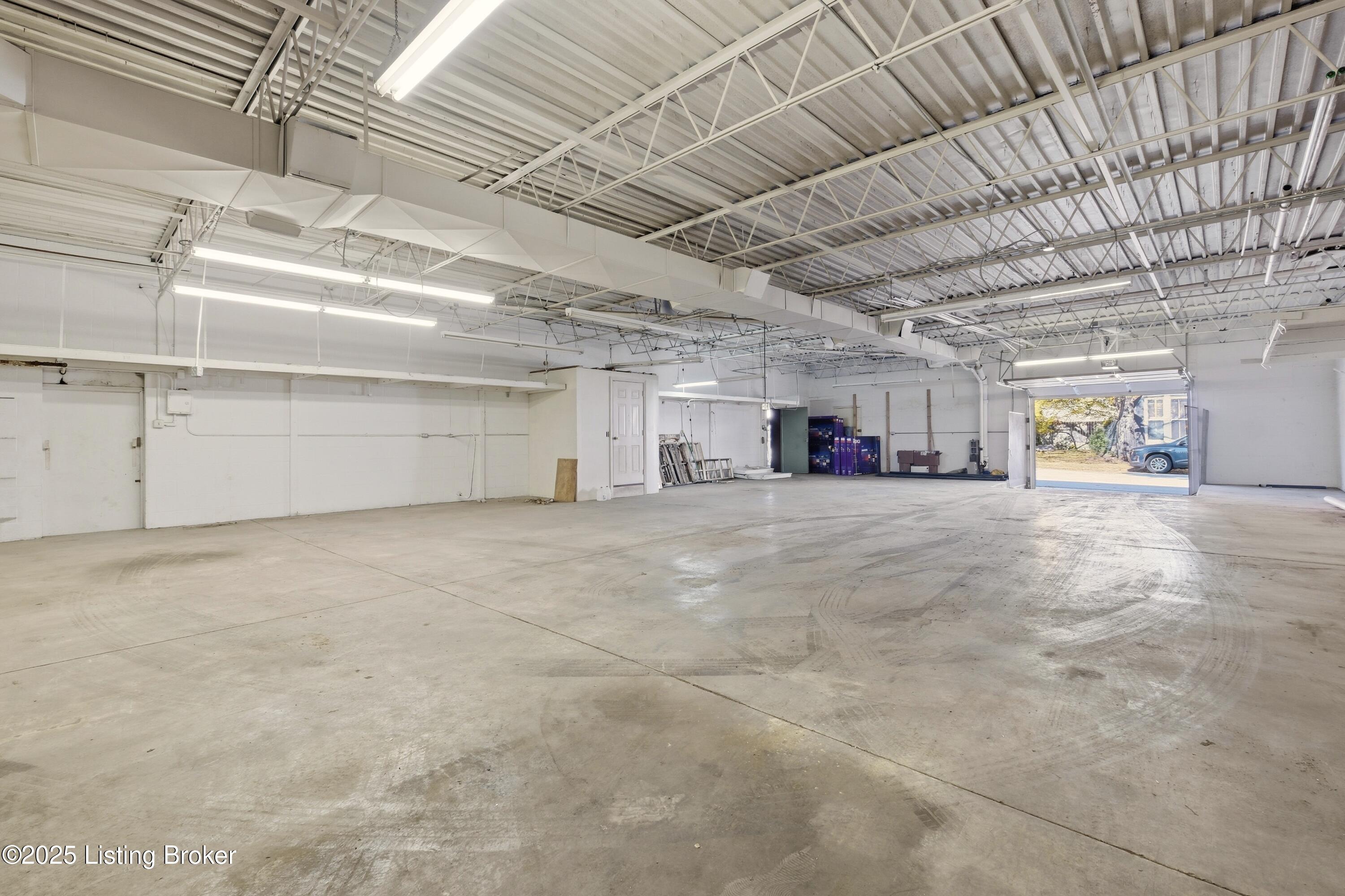 1000 E Muhammad Ali Blvd