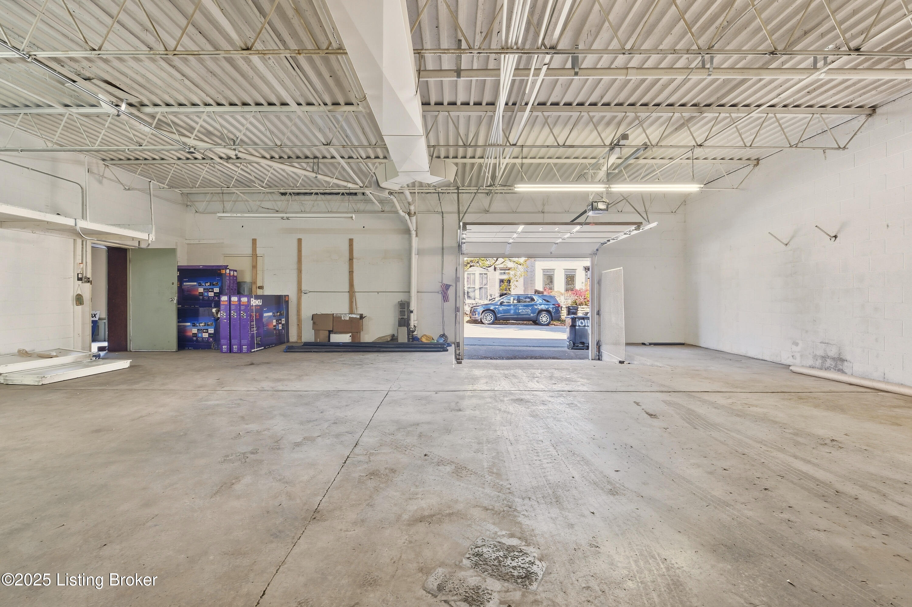 1000 E Muhammad Ali Blvd