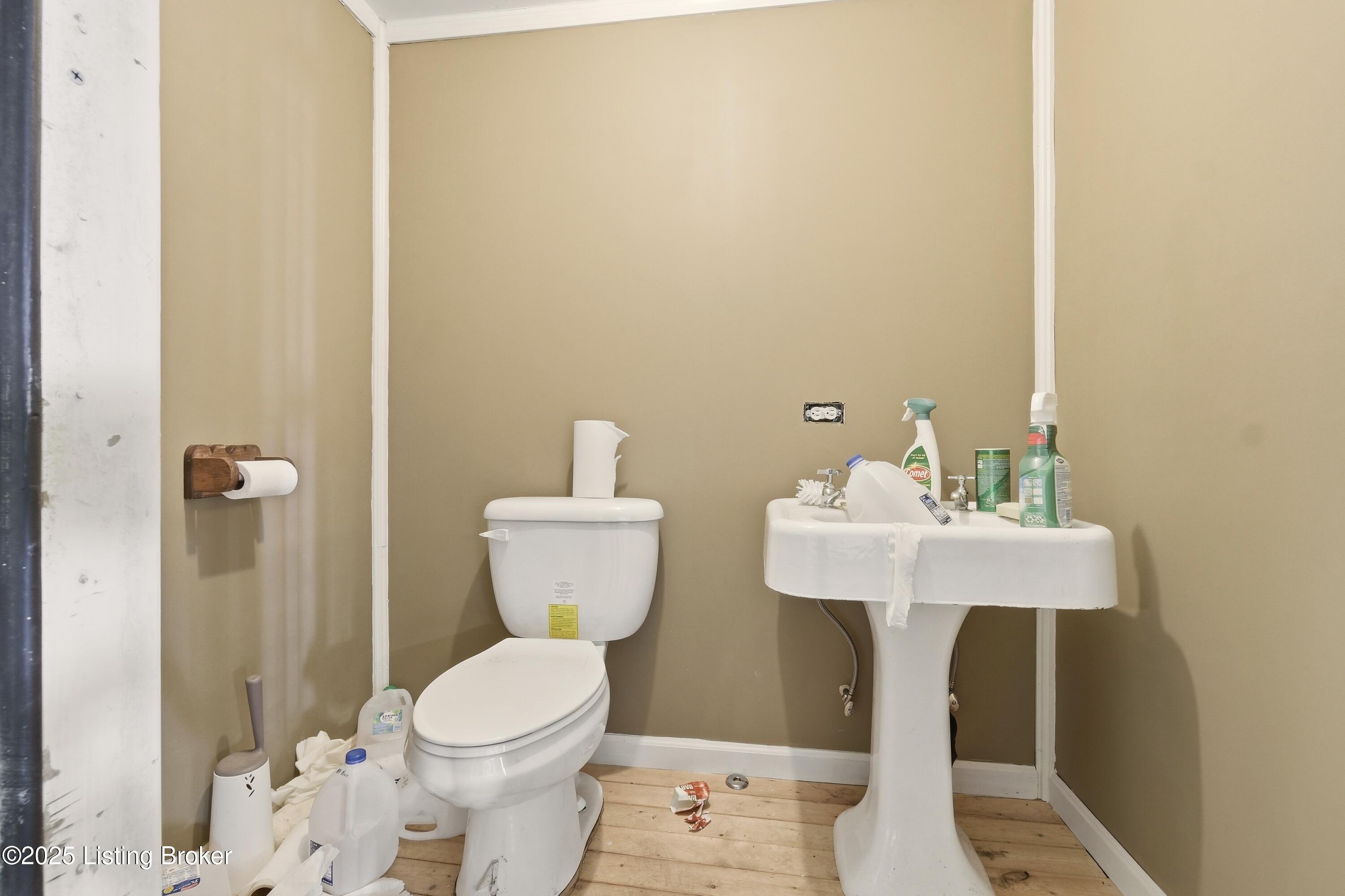 1000 E Muhammad Ali Blvd