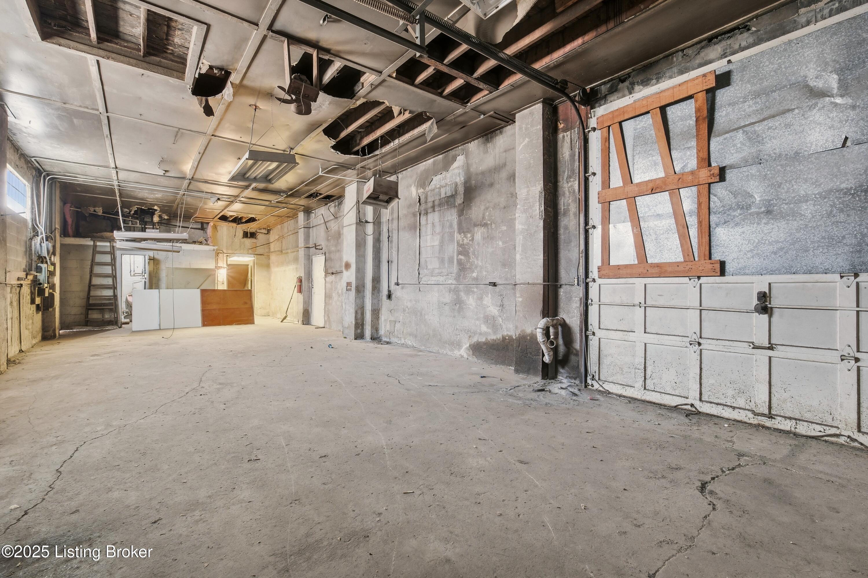 1000 E Muhammad Ali Blvd