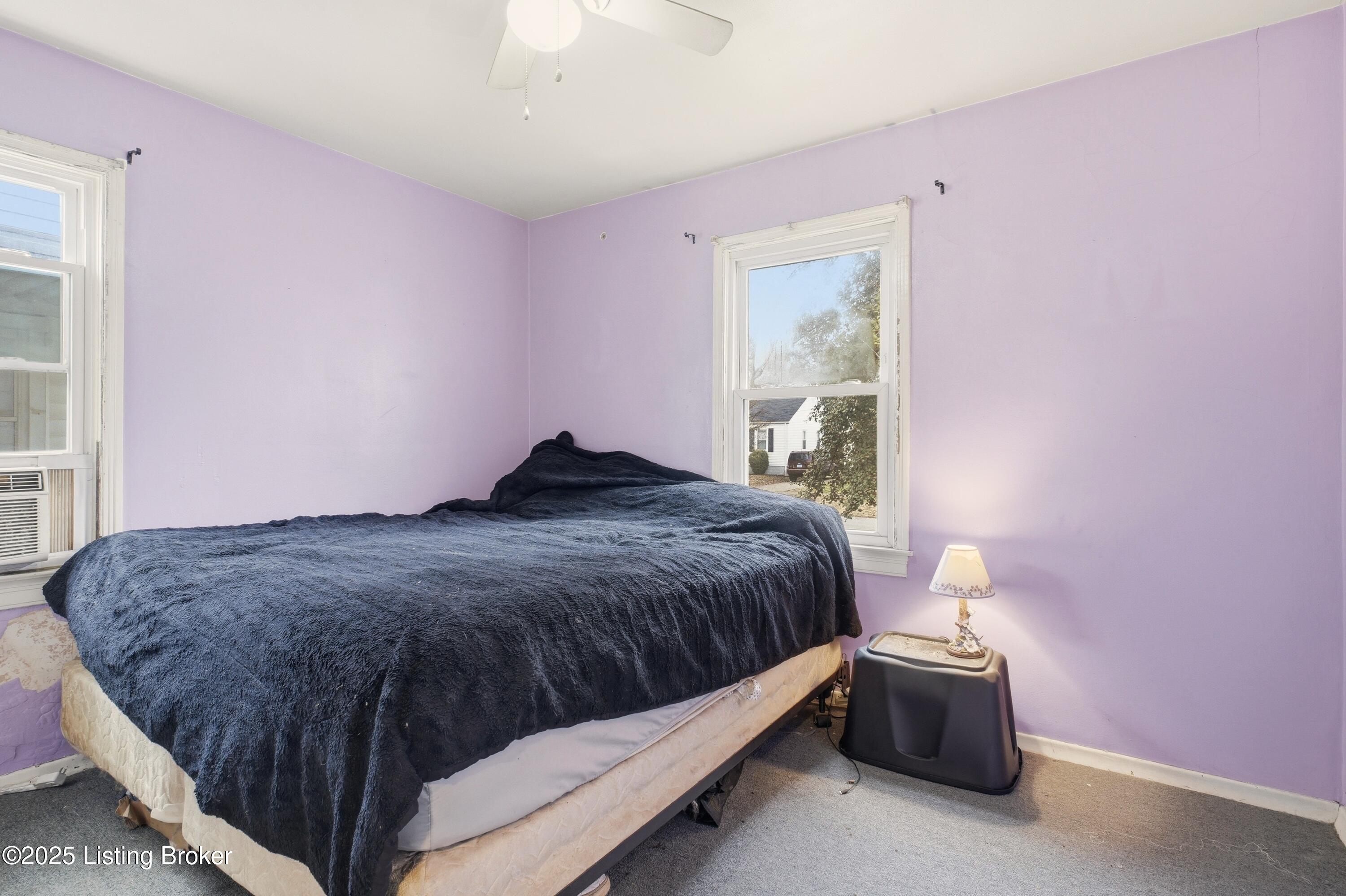 1600 Thornberry Ave