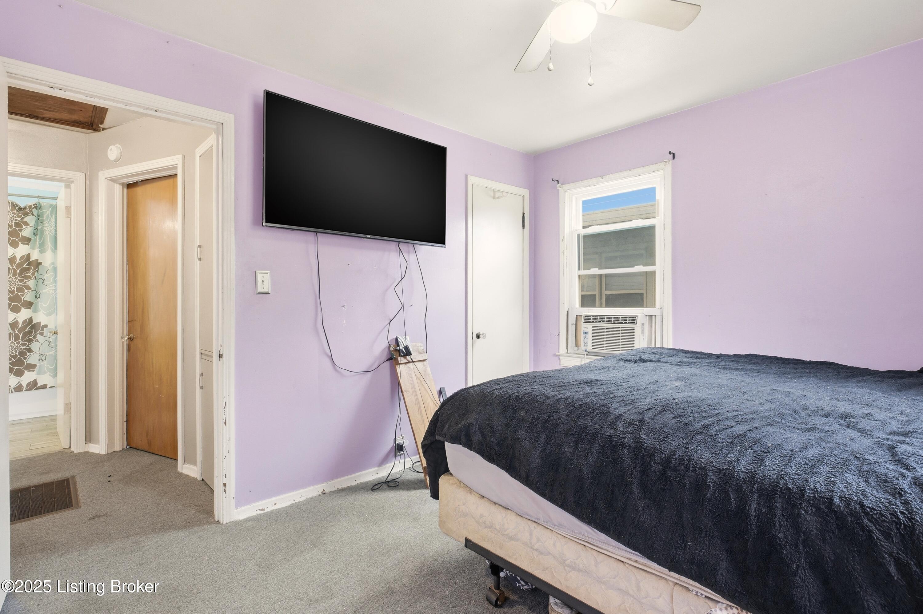1600 Thornberry Ave