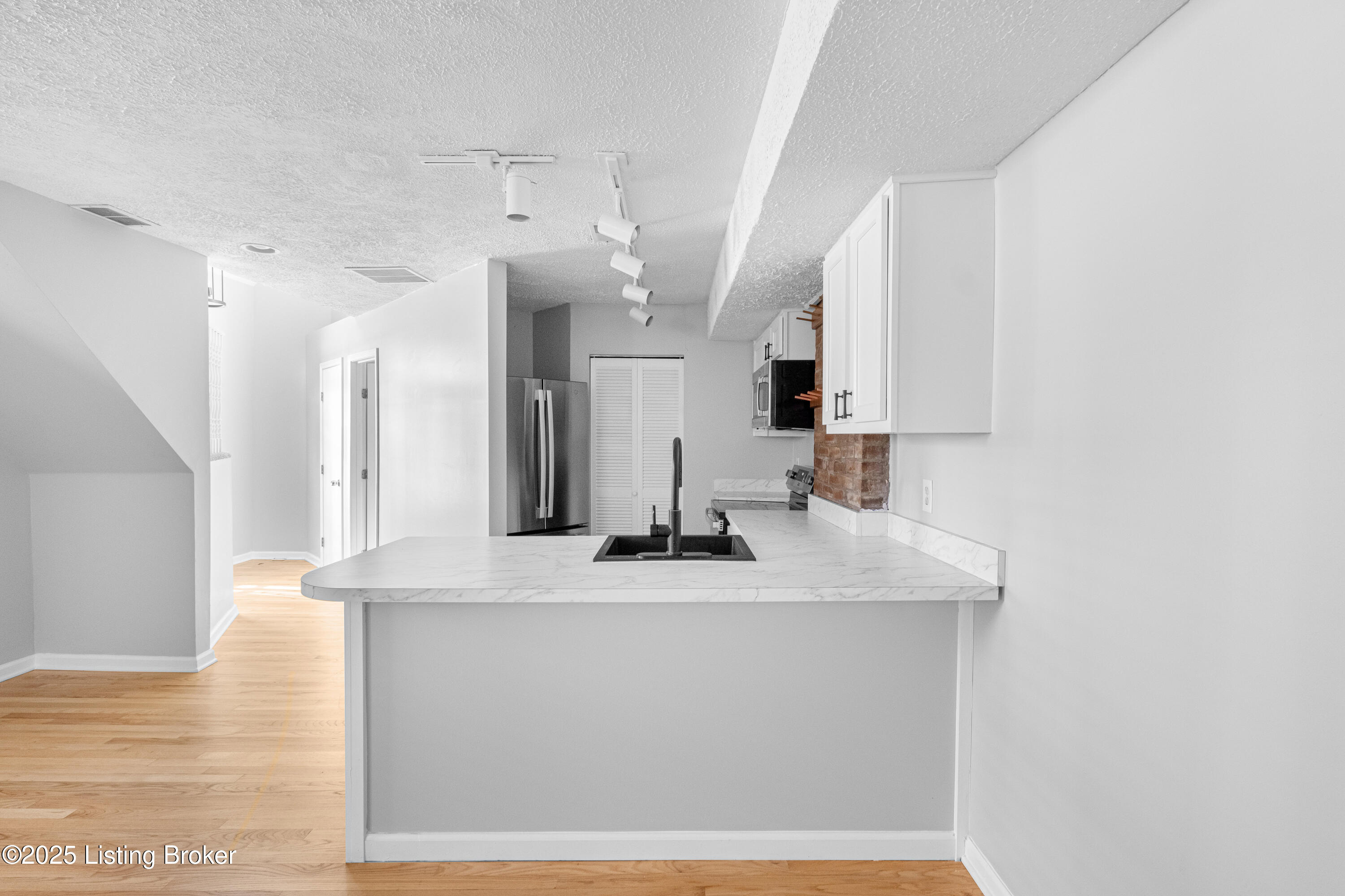 1128 Cherokee Rd APT 1A