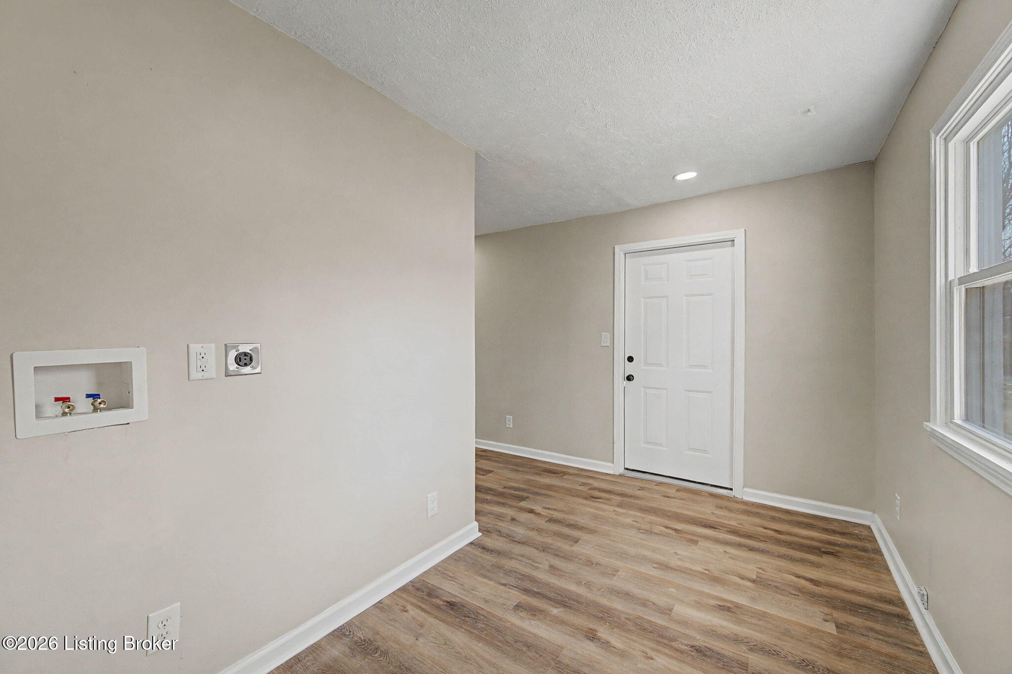 711 Shaffer Rd