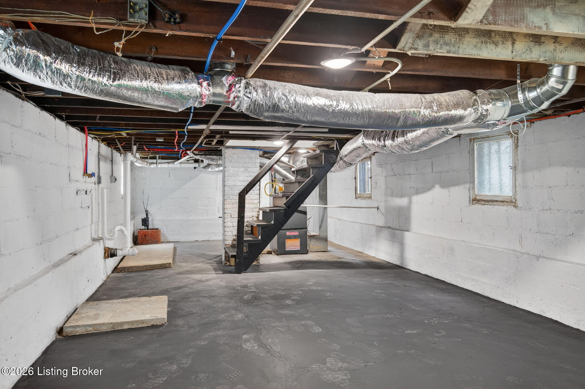 518 W Evelyn Ave